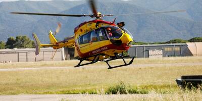 L'hélicoptère de la Sécurité civile déployé dans le Var pour porter secours à un traileur