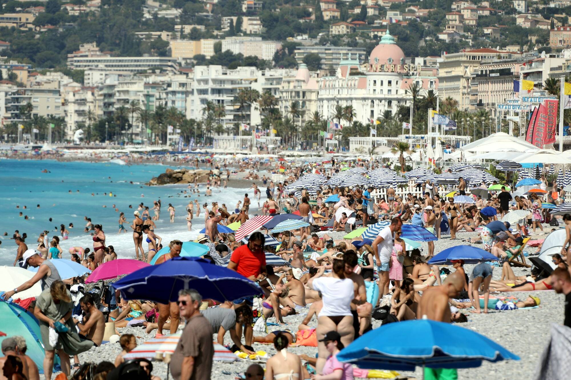 Canicule: le pic de la vague de chaleur attendu mercredi et jeudi, 19 départements en vigilance rouge... suivez notre direct