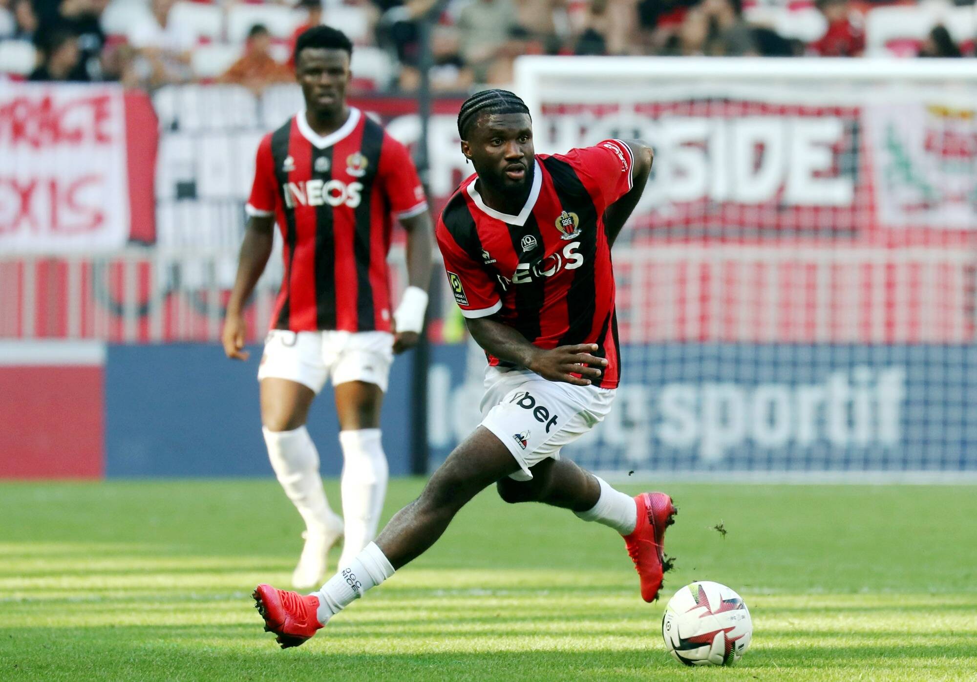 L'attaquant de l'OGC Nice Terem Moffi ne jouera pas la CAN