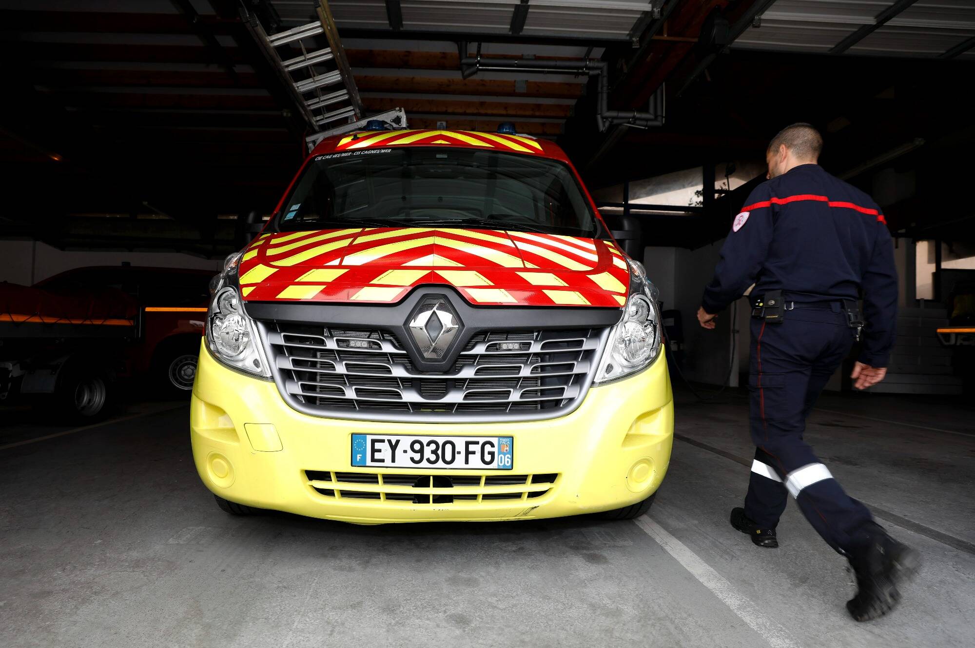 Un blessé léger dans un accident entre un poids-lourd et deux voitures sur l'A8