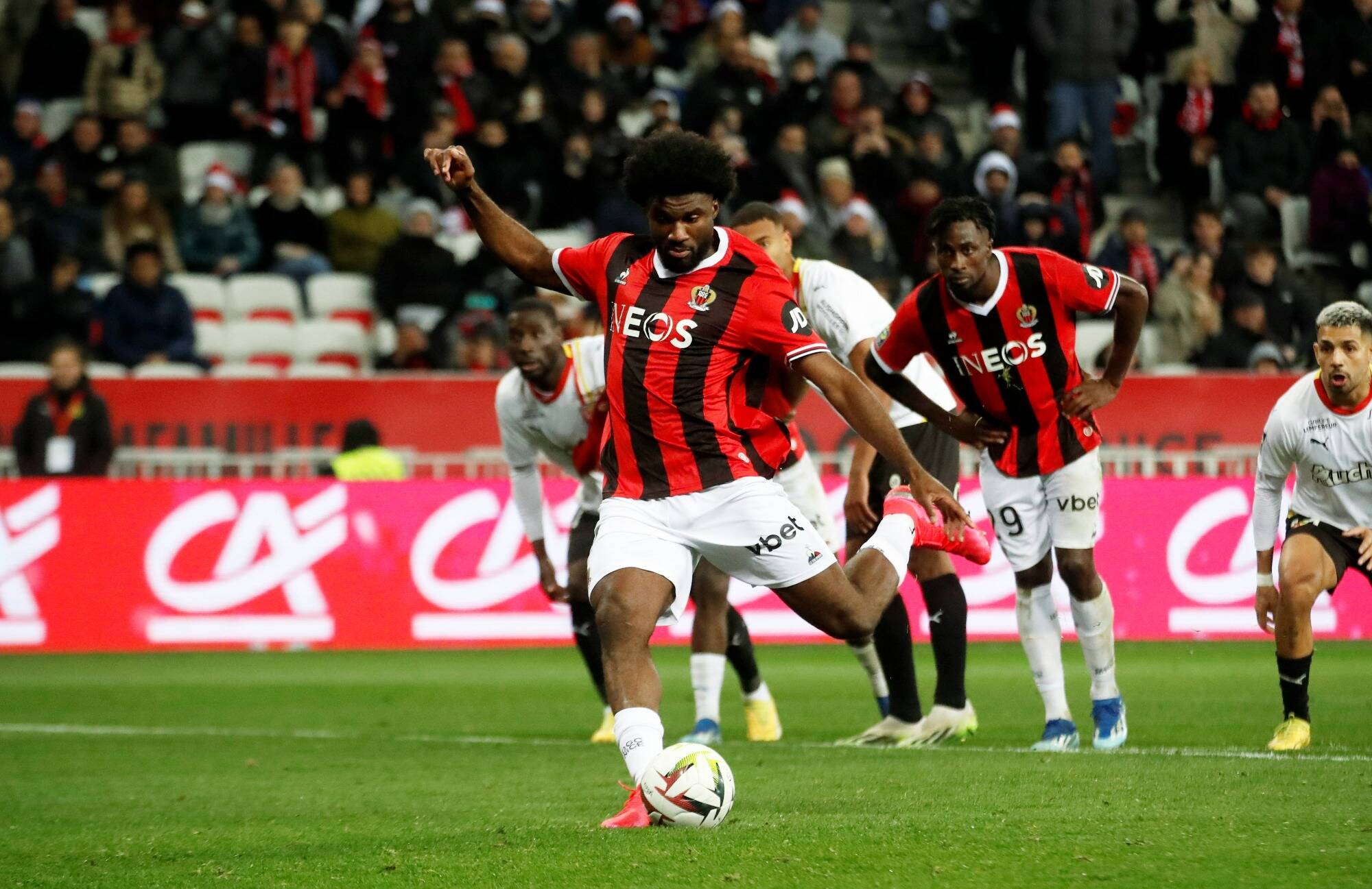 OGC Nice: Moffi victime d'une rupture des ligaments croisés