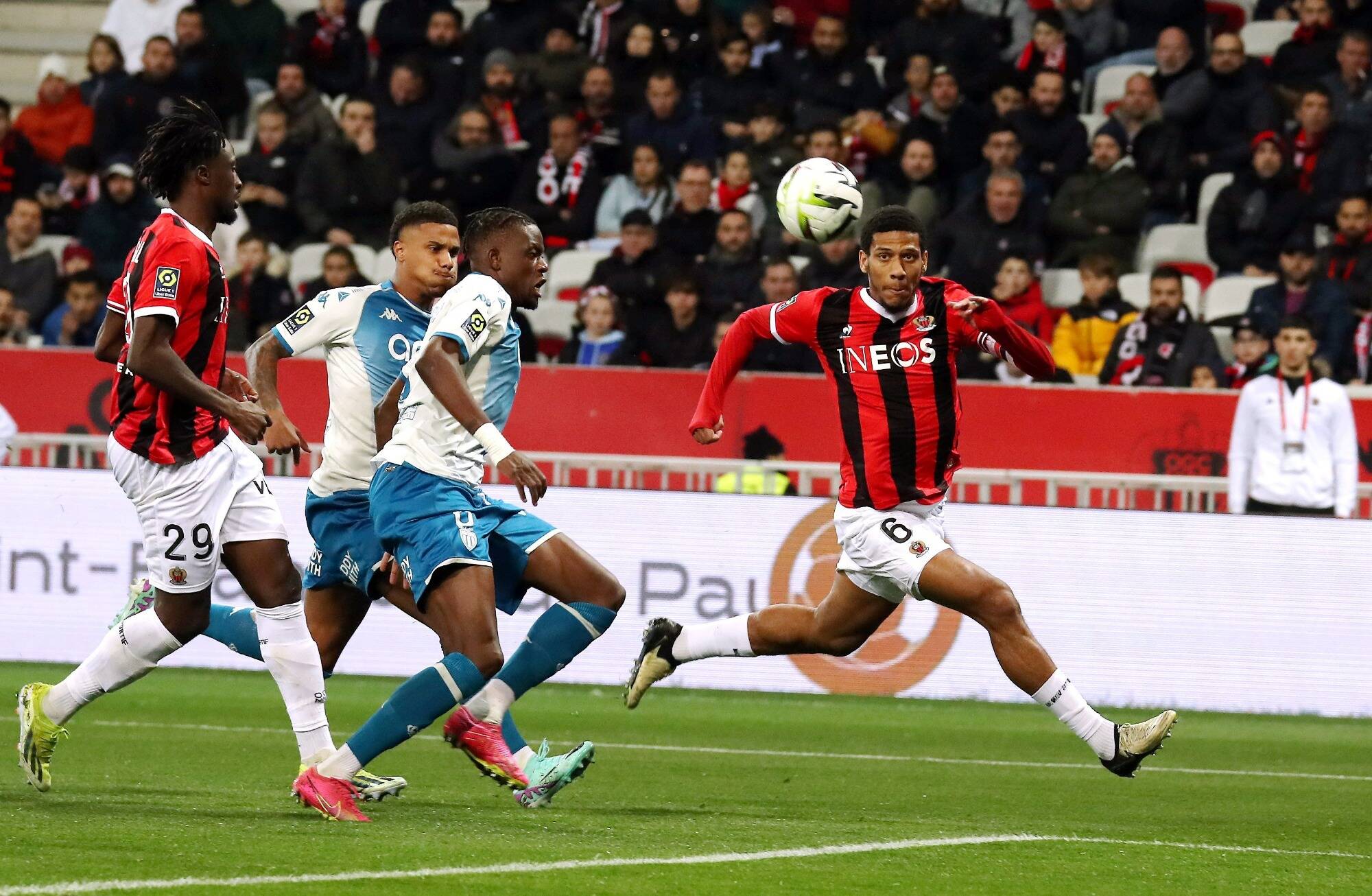 OGC Nice: Todibo va s'engager à West Ham