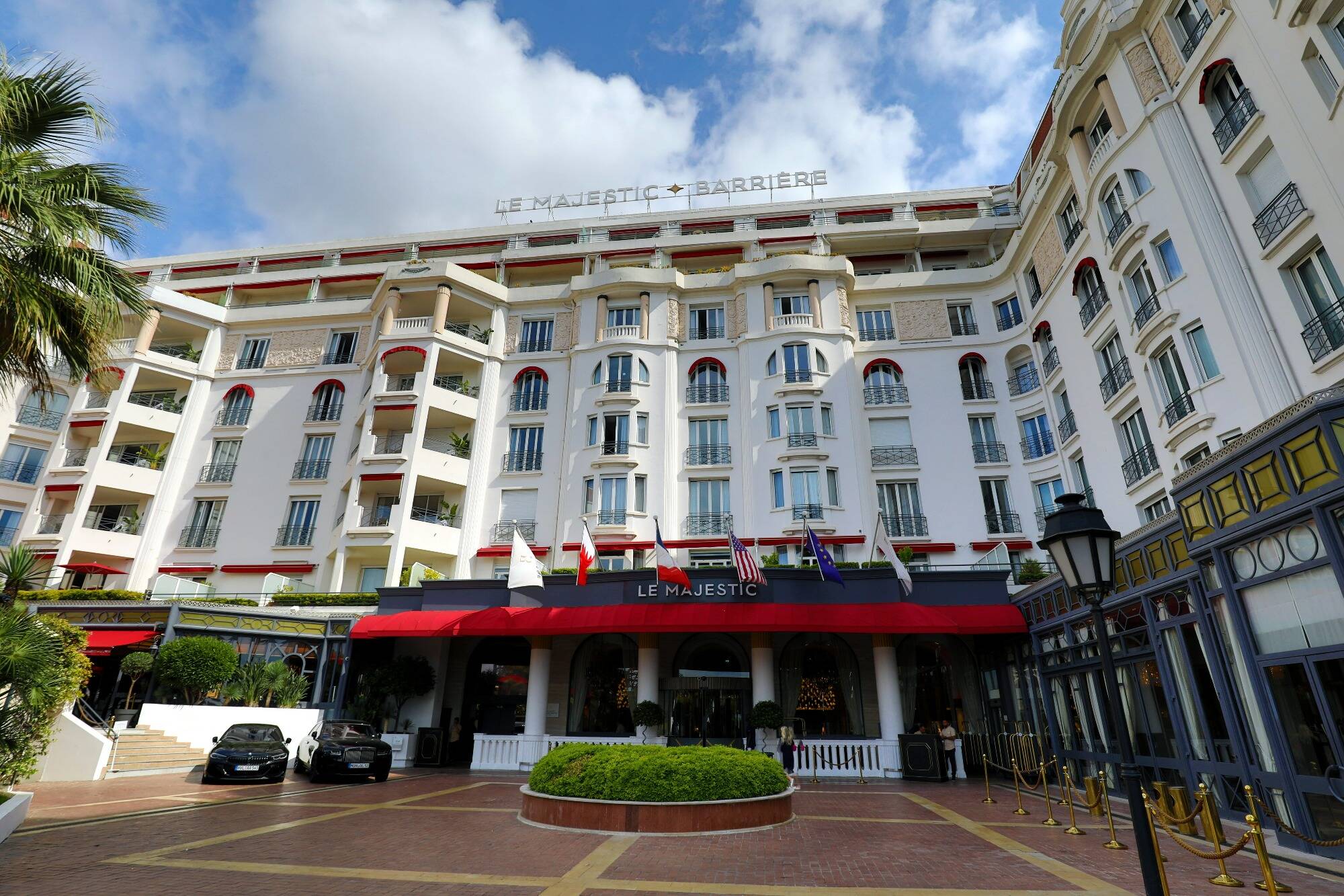 Fausses publicités Barrière: la justice hausse le ton contre Meta et réclame 10.000 euros par jour de retard