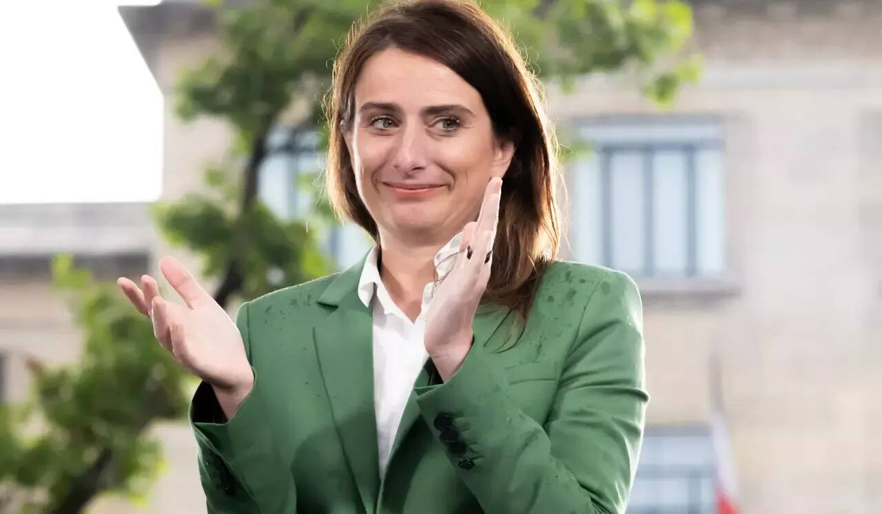 "Un embrouilleur", "un pervers", "un enfant qui refuse de descendre du manège": la patronne des Ecologistes Marine Tondelier étrille Emmanuel Macron