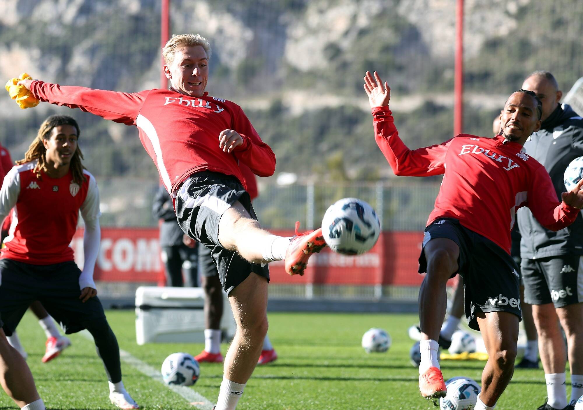 Mika Biereth titularisé à l'attaque de l'AS Monaco pour la première fois à Montpellier