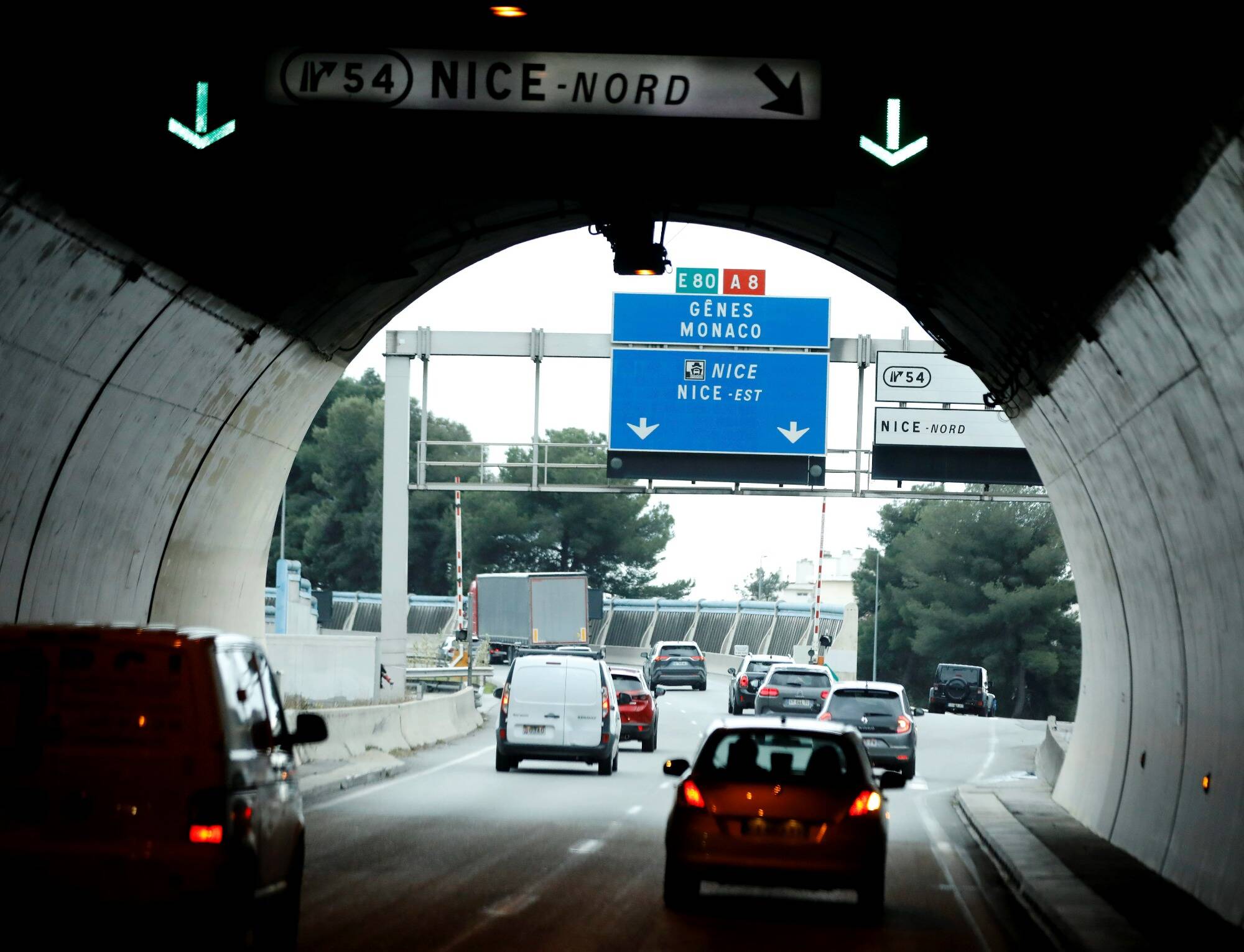 Freinages intempestifs: le ministère des Transports va mener des évaluations