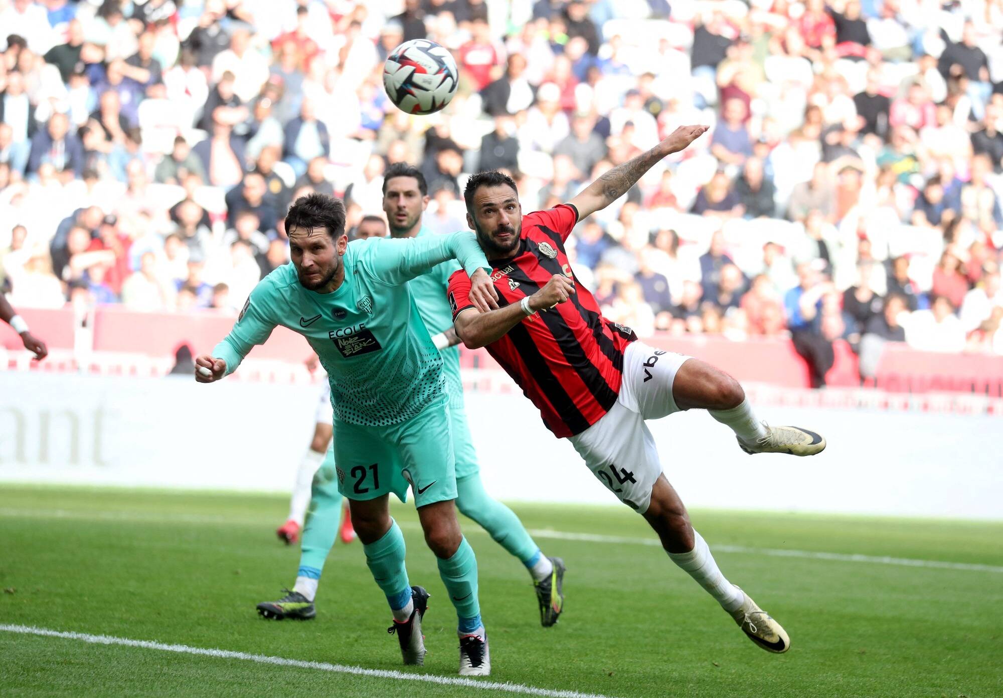 OGC Nice: Gaëtan Laborde officiellement transféré à Al-Diraiyah