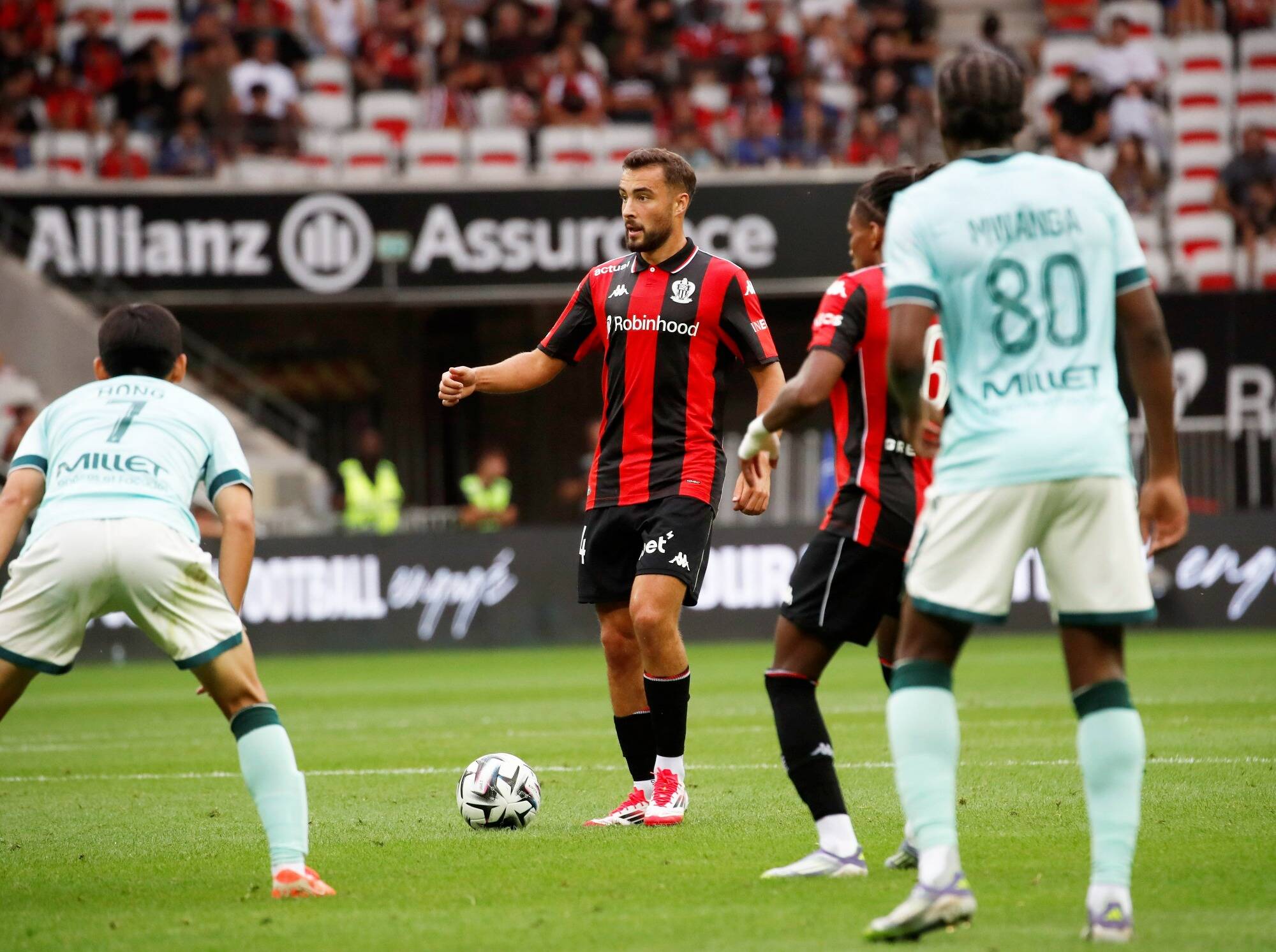 Auteur d'un premier match canon avec l'OGC Nice, Charles Vanhoutte déjà comme à la maison