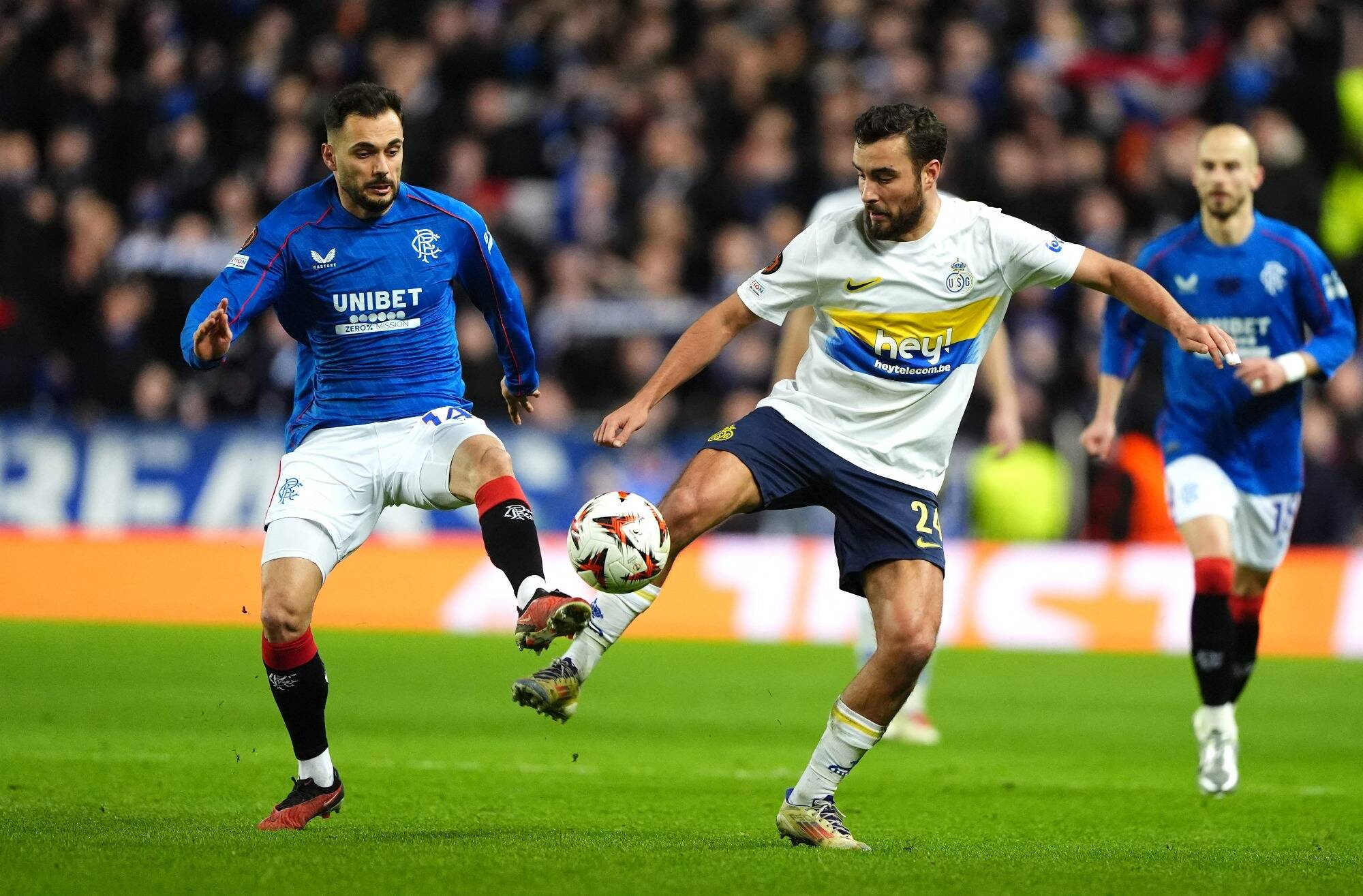 L'OGC Nice s'intéresse au milieu de terrain belge Charles Vanhoutte