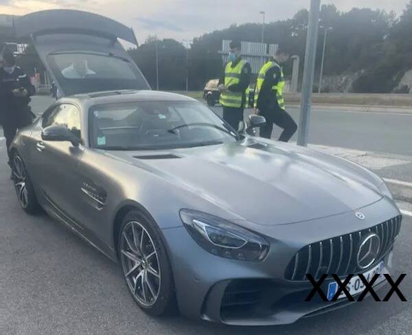 Des dizaines de permis de conduire retenus par les gendarmes ce week-end dans les Alpes-Maritimes