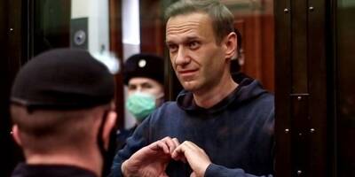 L'opposant à Vladimir Poutine, Alexeï Navalny dit avoir été placé à l'isolement