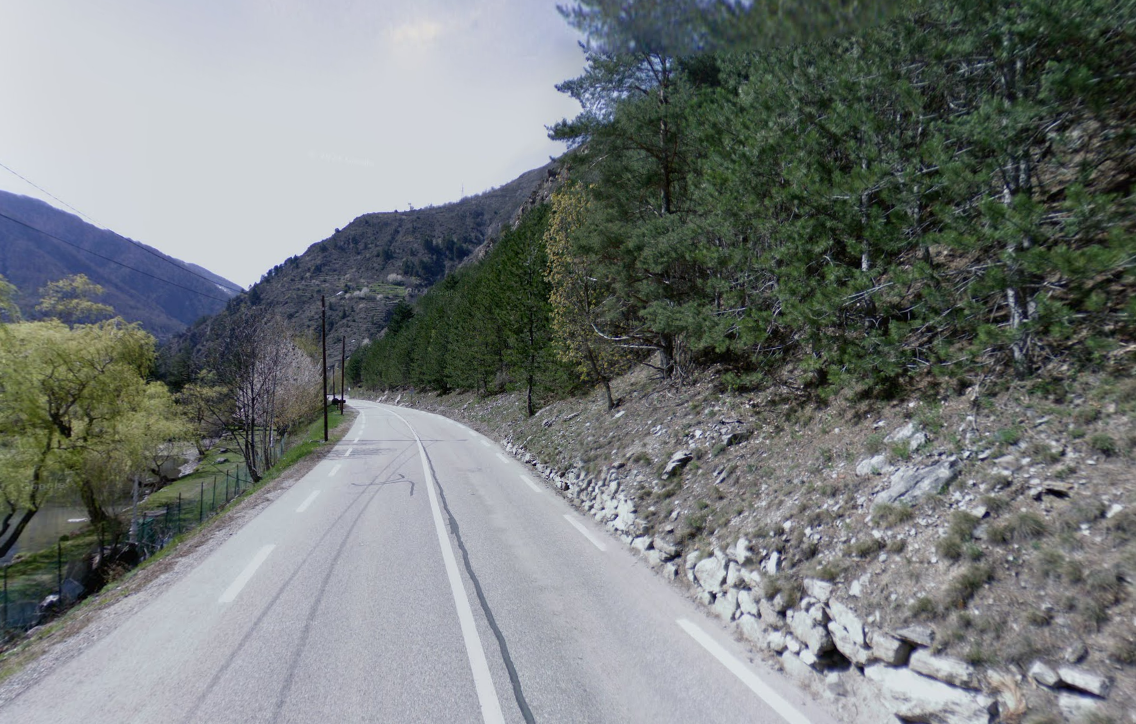 Important éboulement entre Isola et Saint-Etienne-de-Tinée, la route coupée jusqu'à nouvel ordre