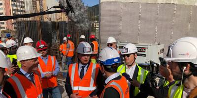Le ministre du Travail Olivier Dussopt en visite sur le chantier de l'élargissement de l'A57 à Toulon