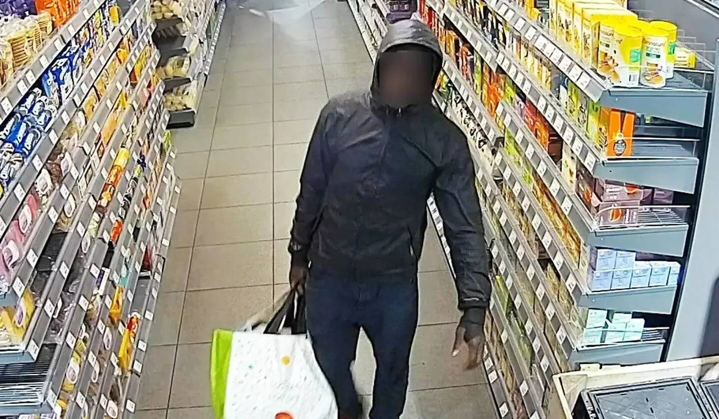 Le suspect arrêté à Toulon, pris par les images d'une caméra de vidéosurveillance aux Pays-Bas 