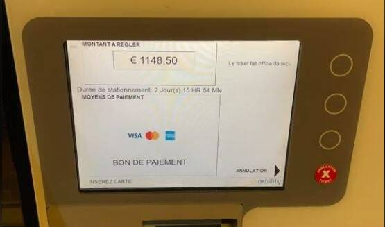 Il laisse sa voiture au parking de l'aéroport pendant deux jours et doit payer... près de 1.150 euros