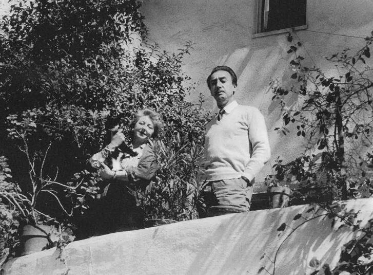 Covid-19: "très peu probable" que théâtres et cinémas "puissent rouvrir" le 7 janvier