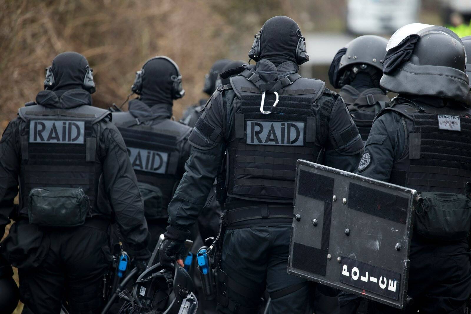 Corps retrouvé par le RAID dans les Yvelines: deux autres gardes à vue