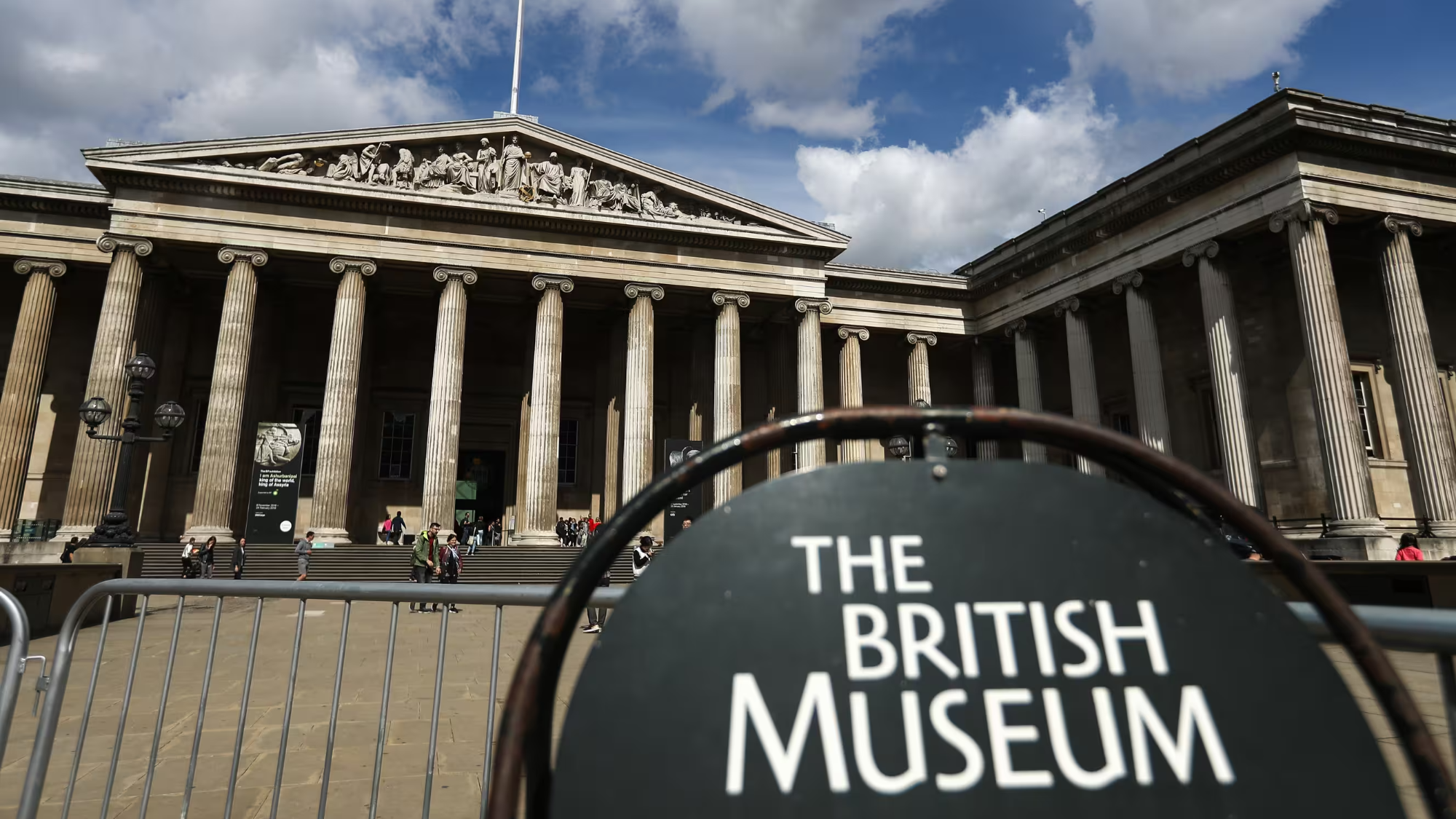 Attaque au couteau au British Museum de Londres: au moins un blessé, le musée évacué