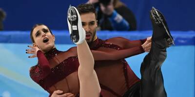 Les danseurs sur glace français Papadakis et Cizeron battent leur record du monde de danse rythmique