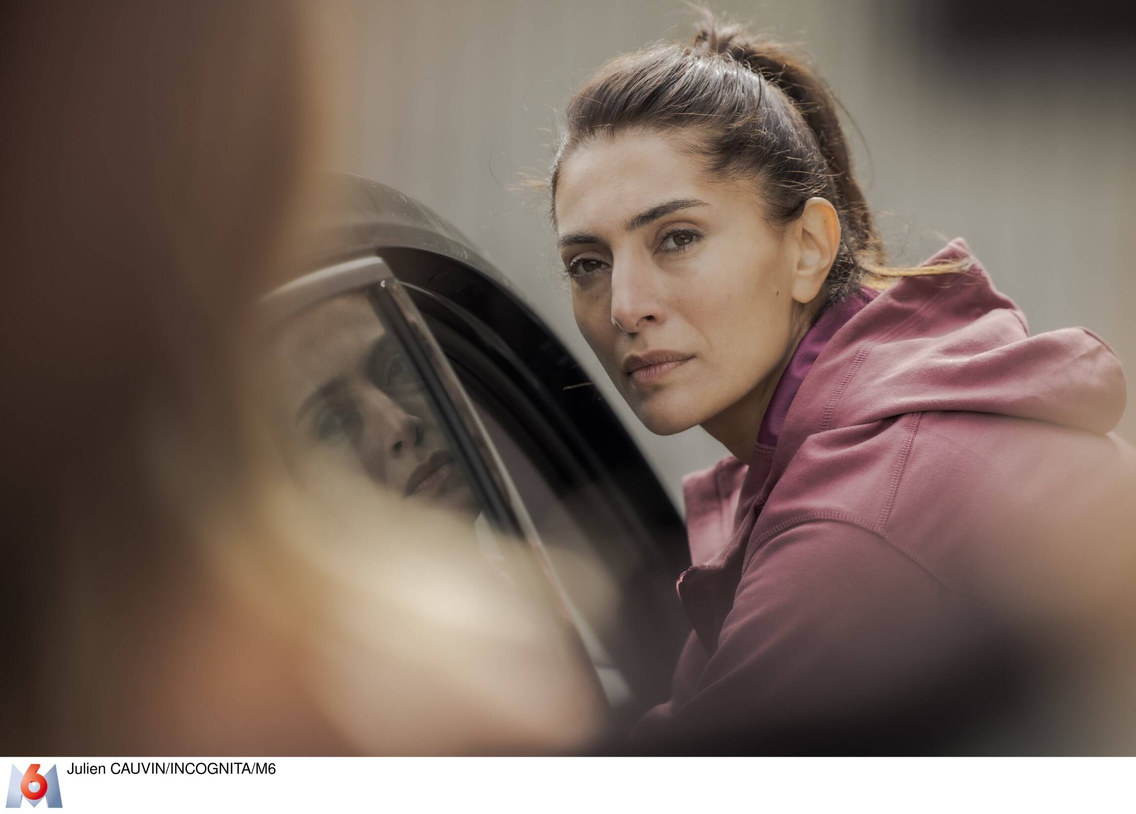 "Le sujet de l'échangisme est surprenant dans une série", dit Caterina Murino, qui campe un rôle "sulfureux" et "dramatique"