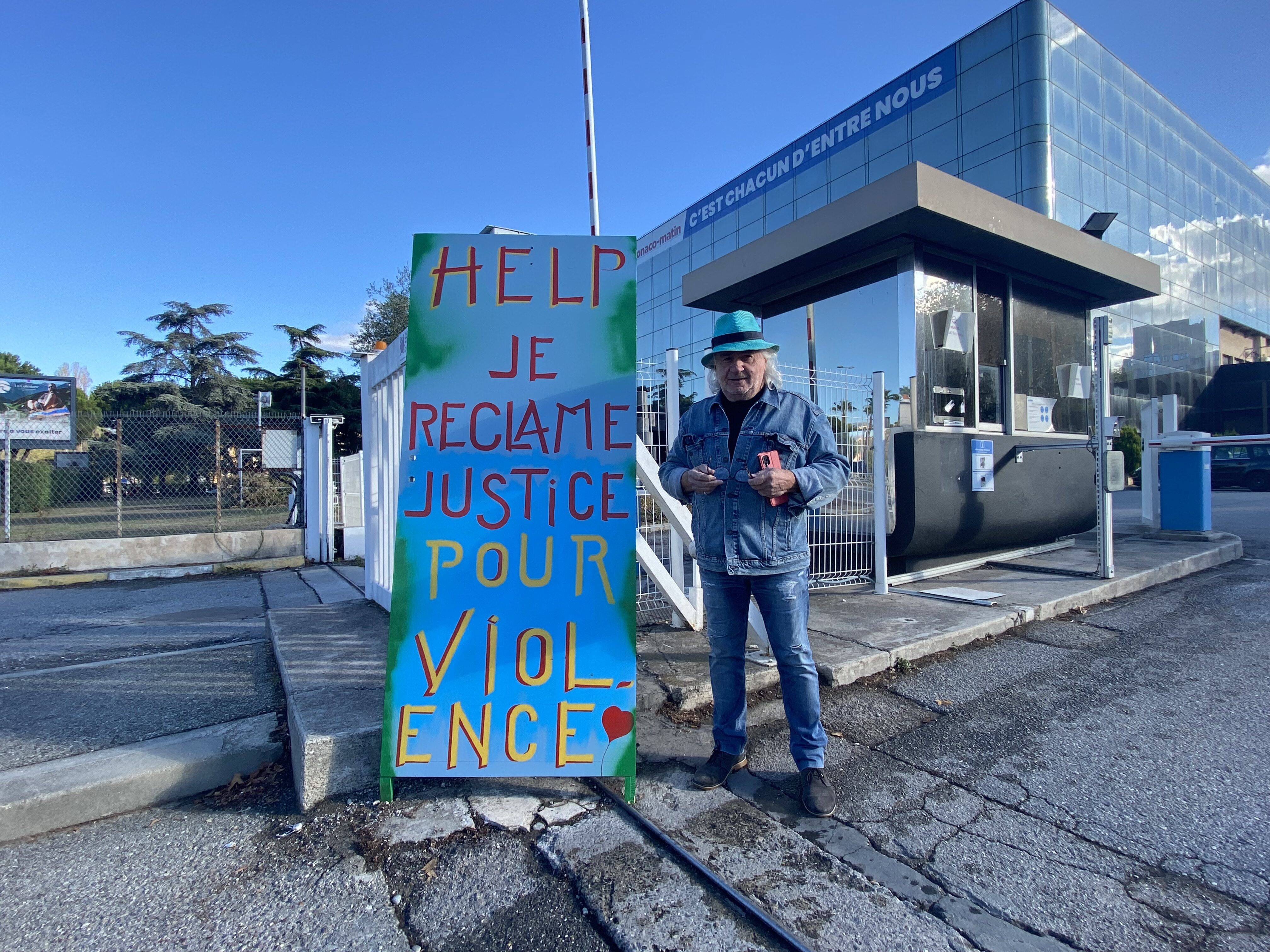 "Je réclame justice pour violence": qui est cet homme, aperçu ce lundi matin, devant le siège de Nice-Matin?