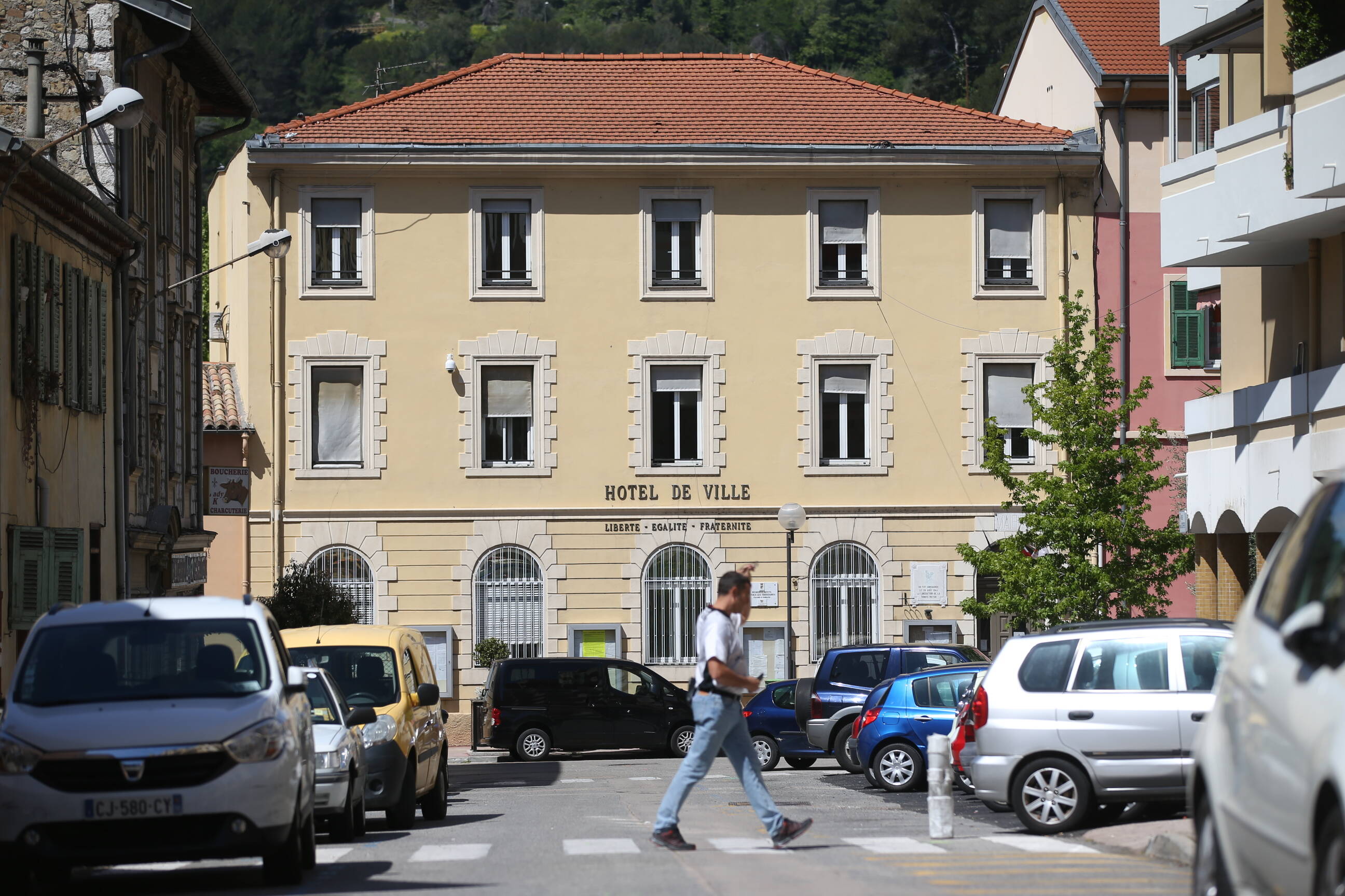 "Cela nous offre de belles perspectives": La Trinité sort du réseau d'alerte sur les finances locales après 22 ans au bord de la faillite