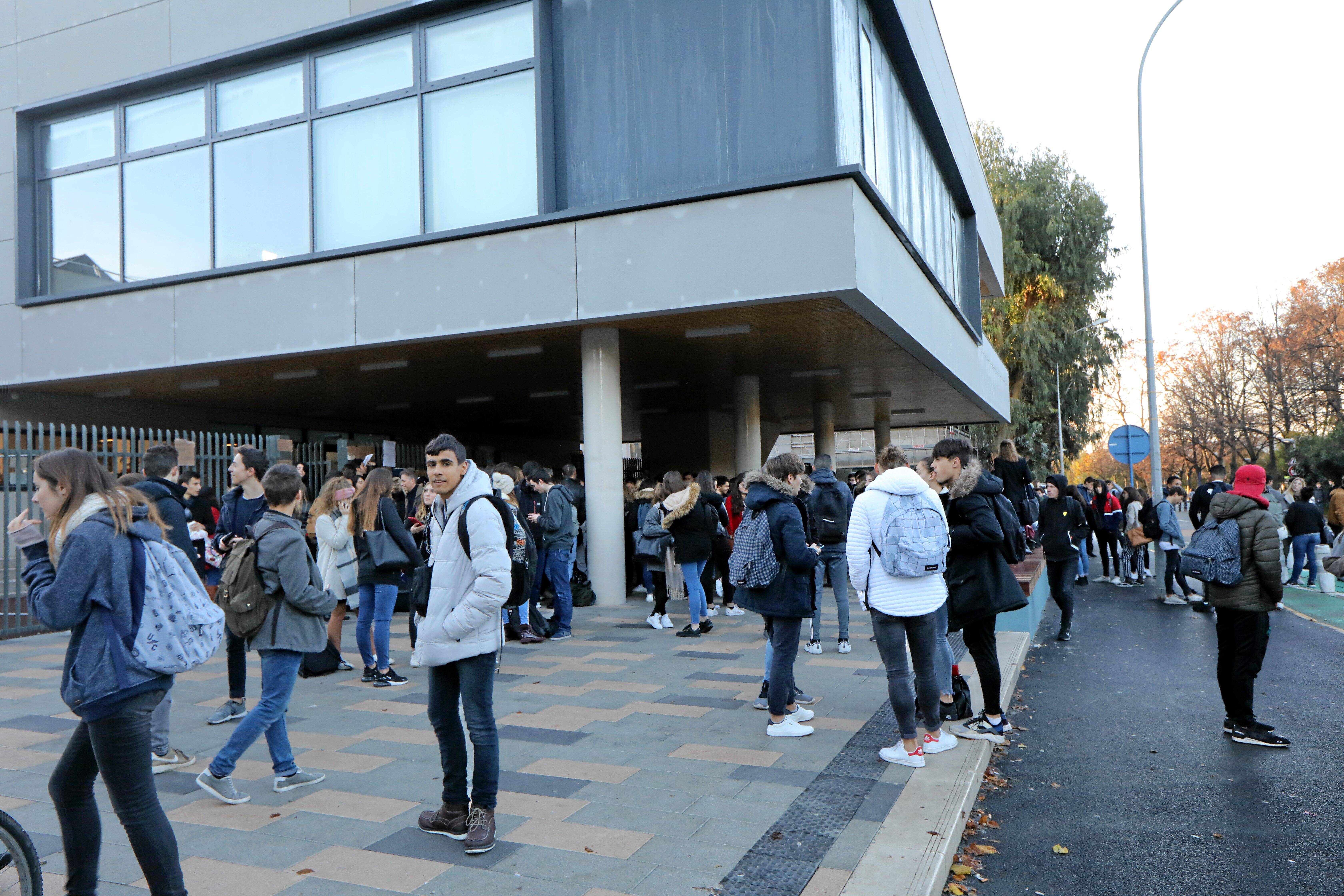 Professeurs absents pendant des mois au lycée Renoir de Cagnes-sur-Mer: les parents d'élèves montent au créneau