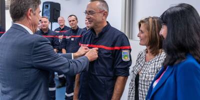 Le chef de compagnie Ricci quitte la caserne de pompiers de Cagnes-sur-Mer où il a passé 35 ans