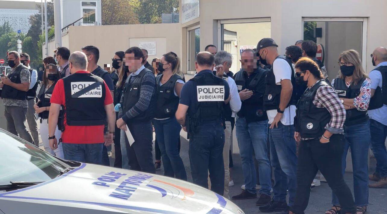 Vent de fronde et limogeage express à la police judiciaire: à leur tour, les procureurs montent au créneau