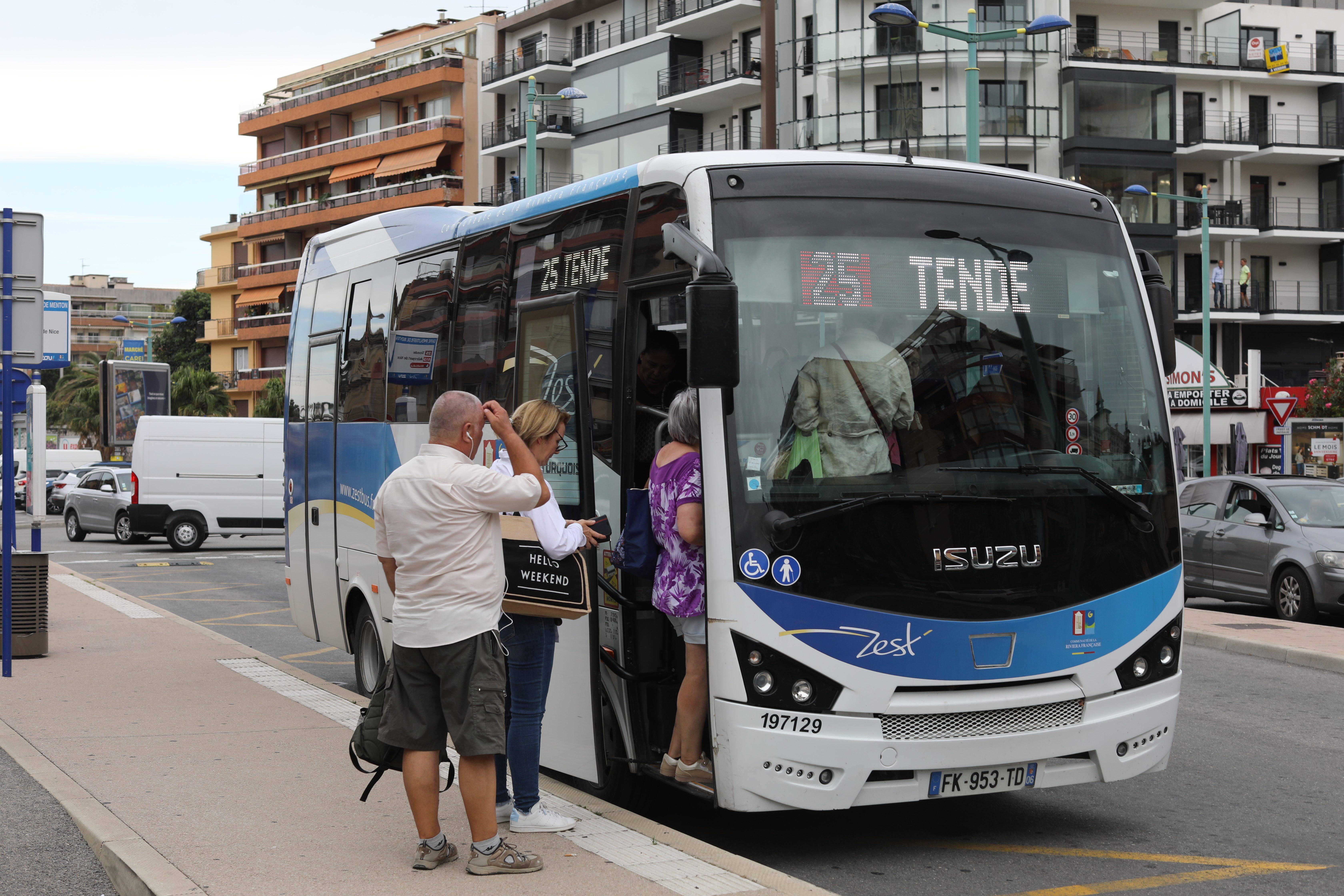 Bus, tram et trains: comment se déplacer durant cette journée de grève dans les Alpes-Maritimes?