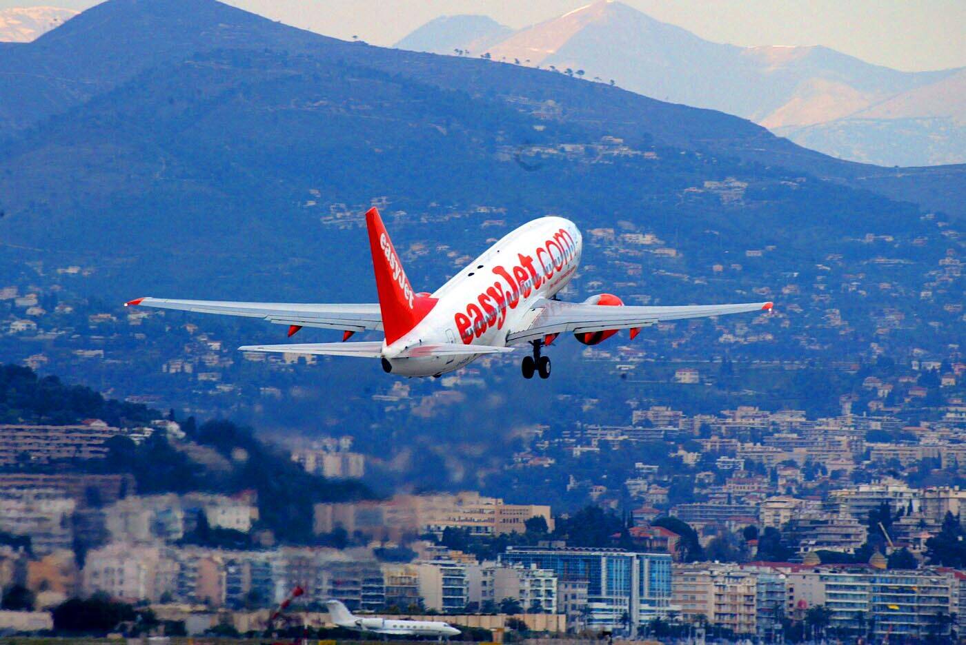 "Elles ont plus de facilités pour ouvrir des lignes": comment les compagnie aériennes low cost gagnent du terrain à Nice