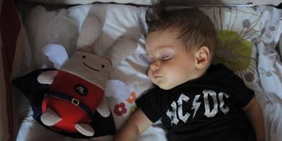 Changement d'heure: le sommeil des adultes plus perturbé que celui des enfants?