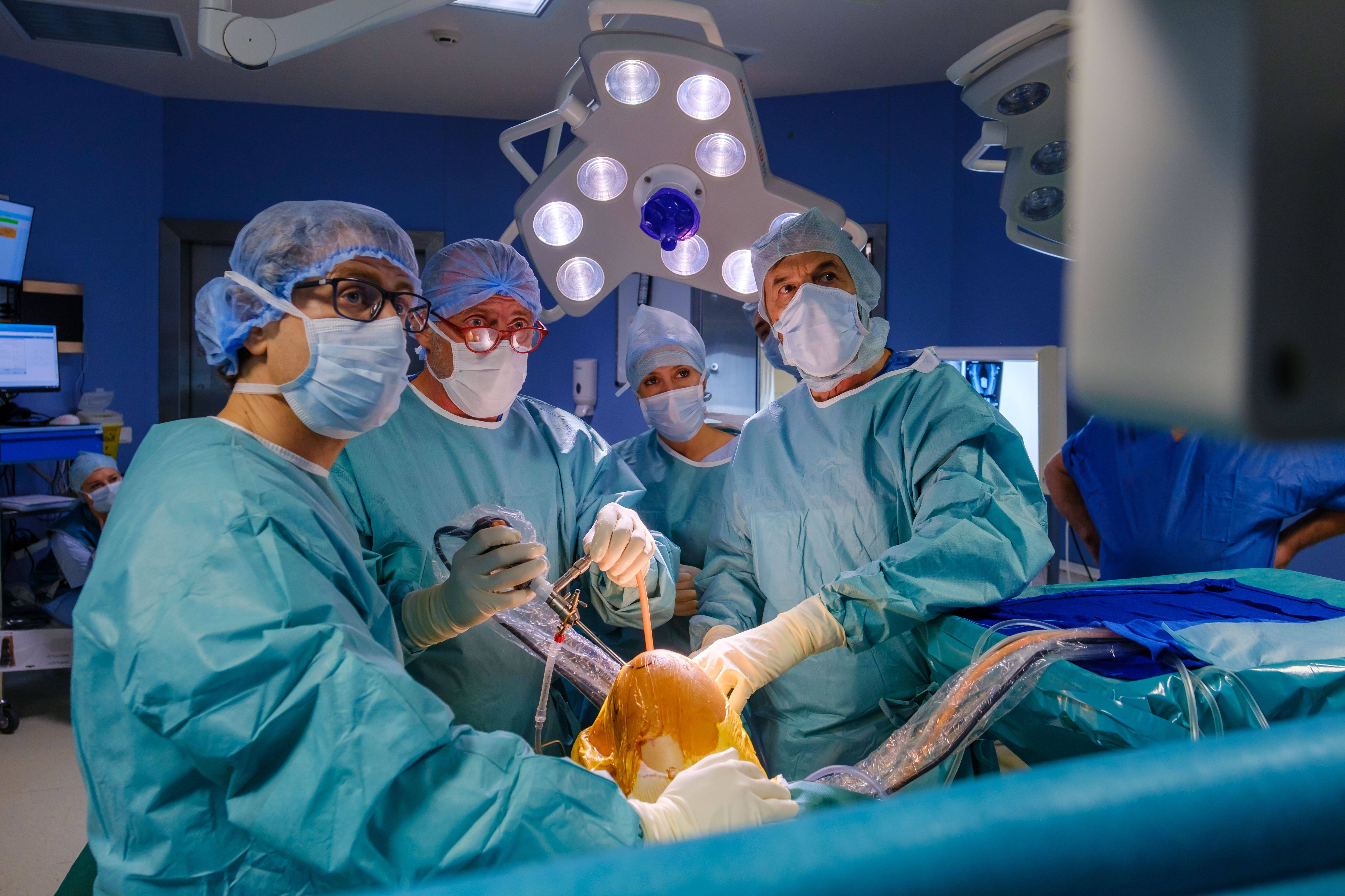 Don d'un tendon du vivant: une première éthique et chirurgicale à Monaco