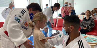 A l'hôpital Sainte-Musse, des champions de judo au chevet des enfants malades