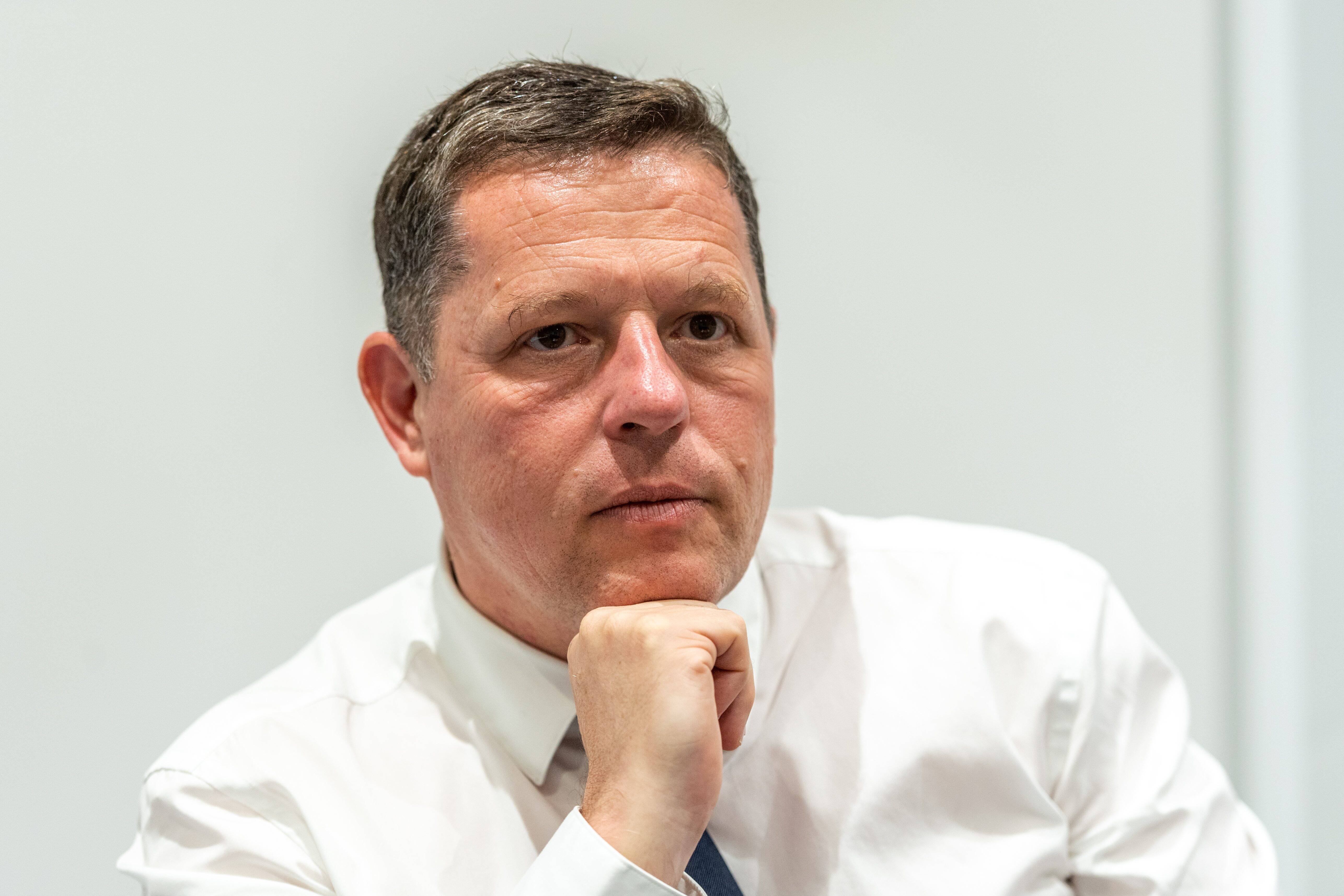 "Remettre l'humain au coeur du système": un maire du Var part en guerre contre la "bureaucrature"