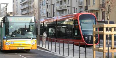 Pas de bus ni tramway ce jeudi à Nice, le stationnement sera gratuit