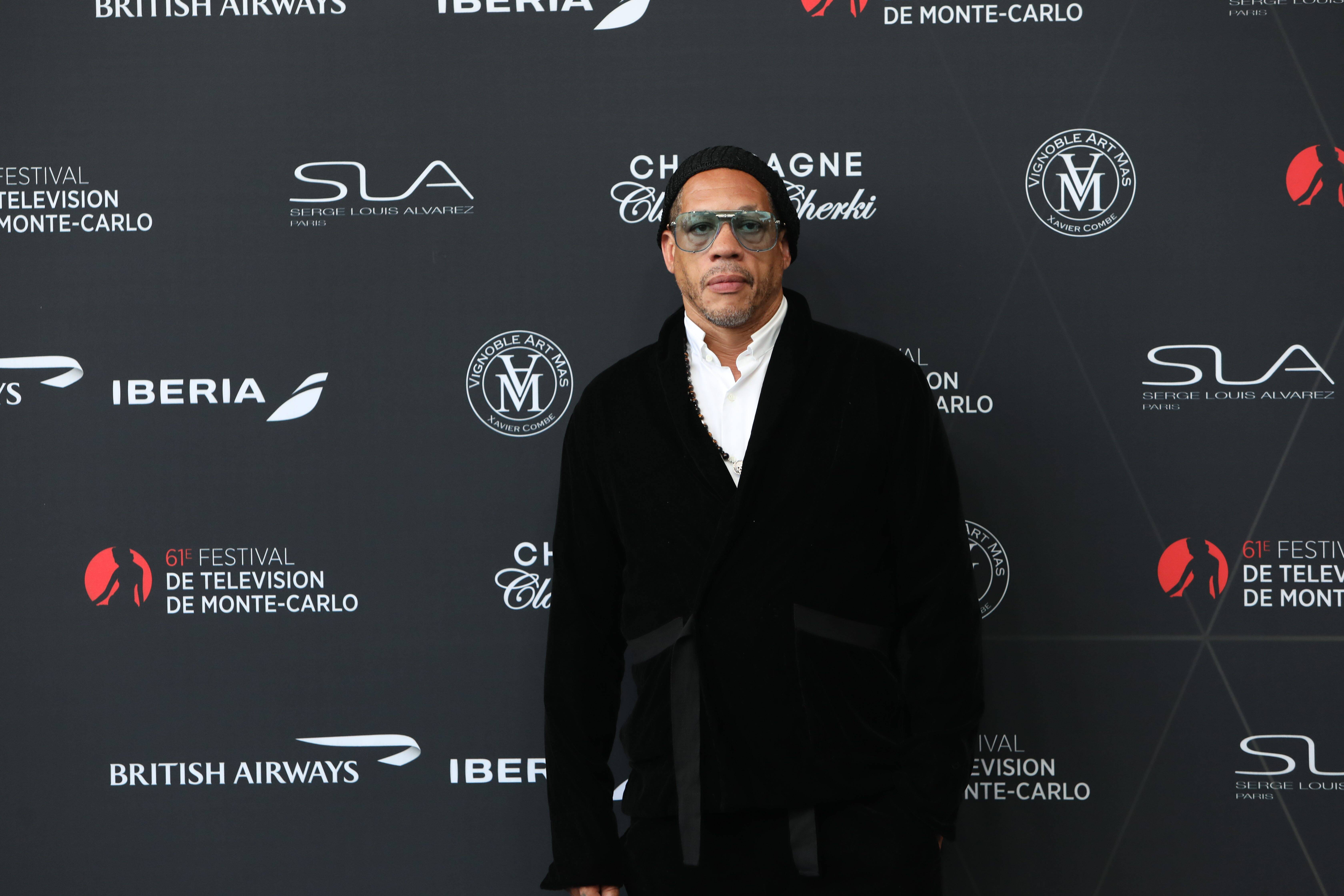 La série "Un gars, une fille" revient 20 ans après: découvrez les acteurs et actrices de cette nouvelle version