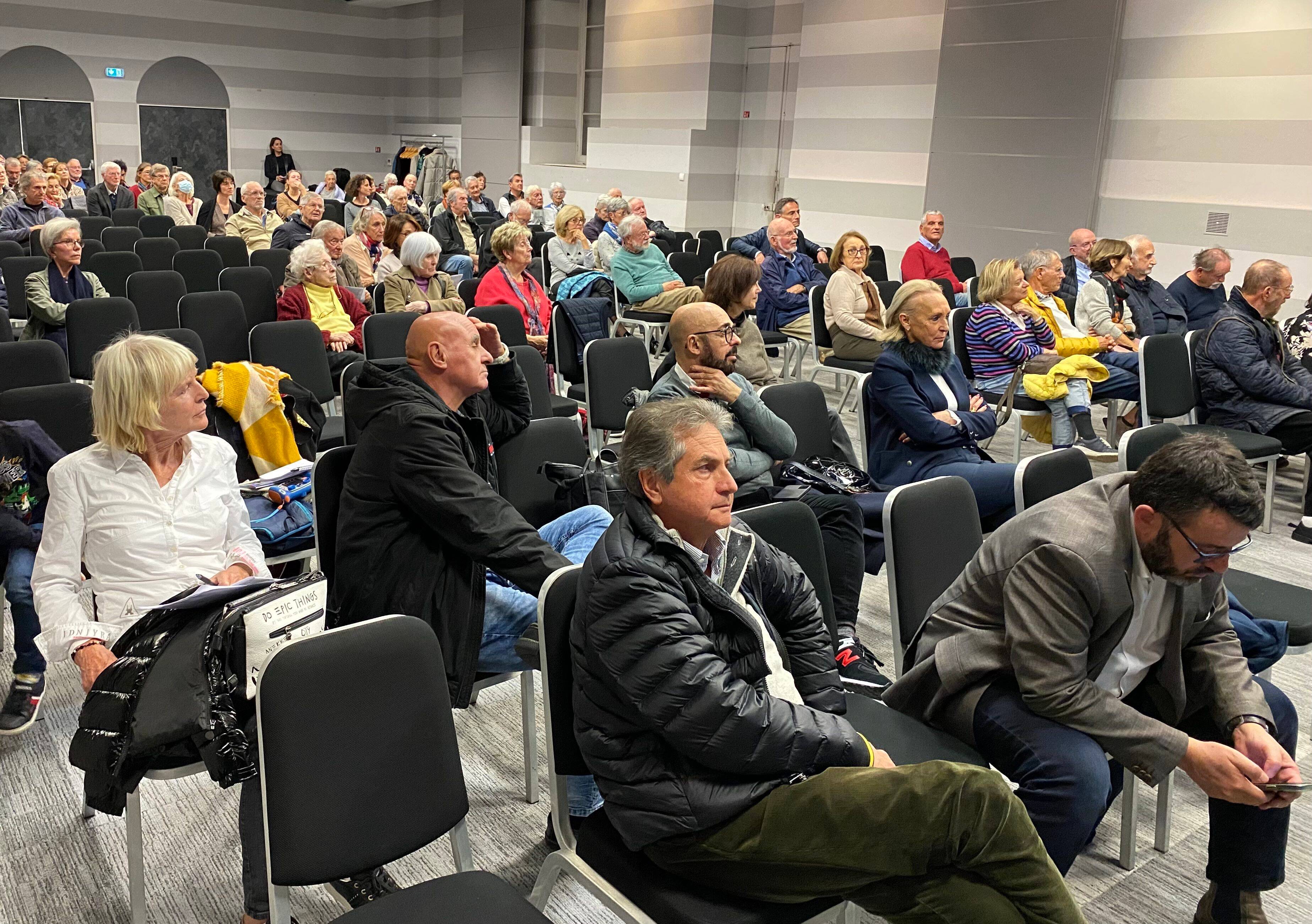 "J'ai conscience des interrogations légitimes que peut soulever un tel projet": le maire de Nice invite les riverains du port à une réunion ce jeudi