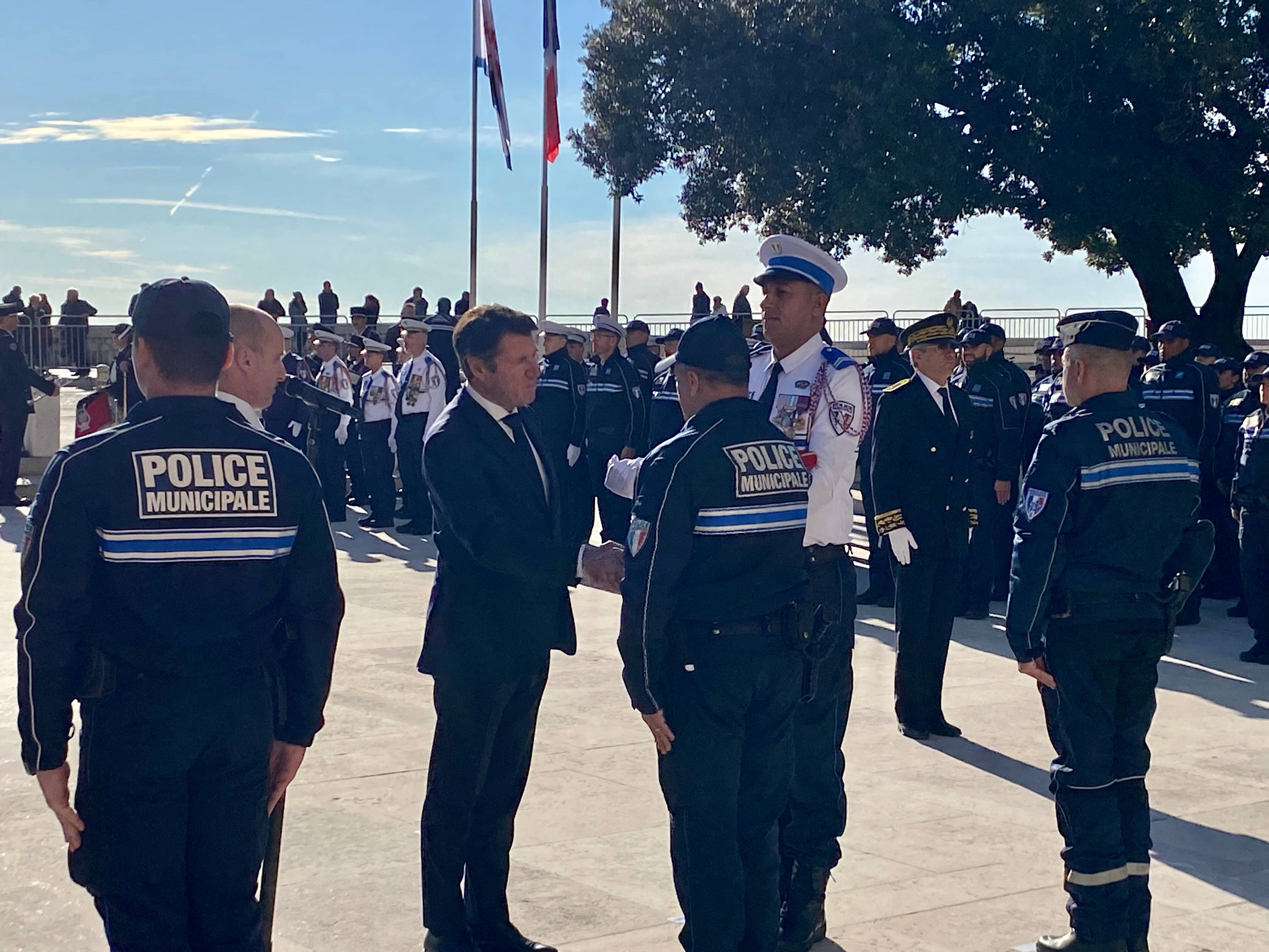 "Plus de patrouilles pédestres", "optimisation" de la technologie: les priorités du nouveau patron de la police municipale de Nice
