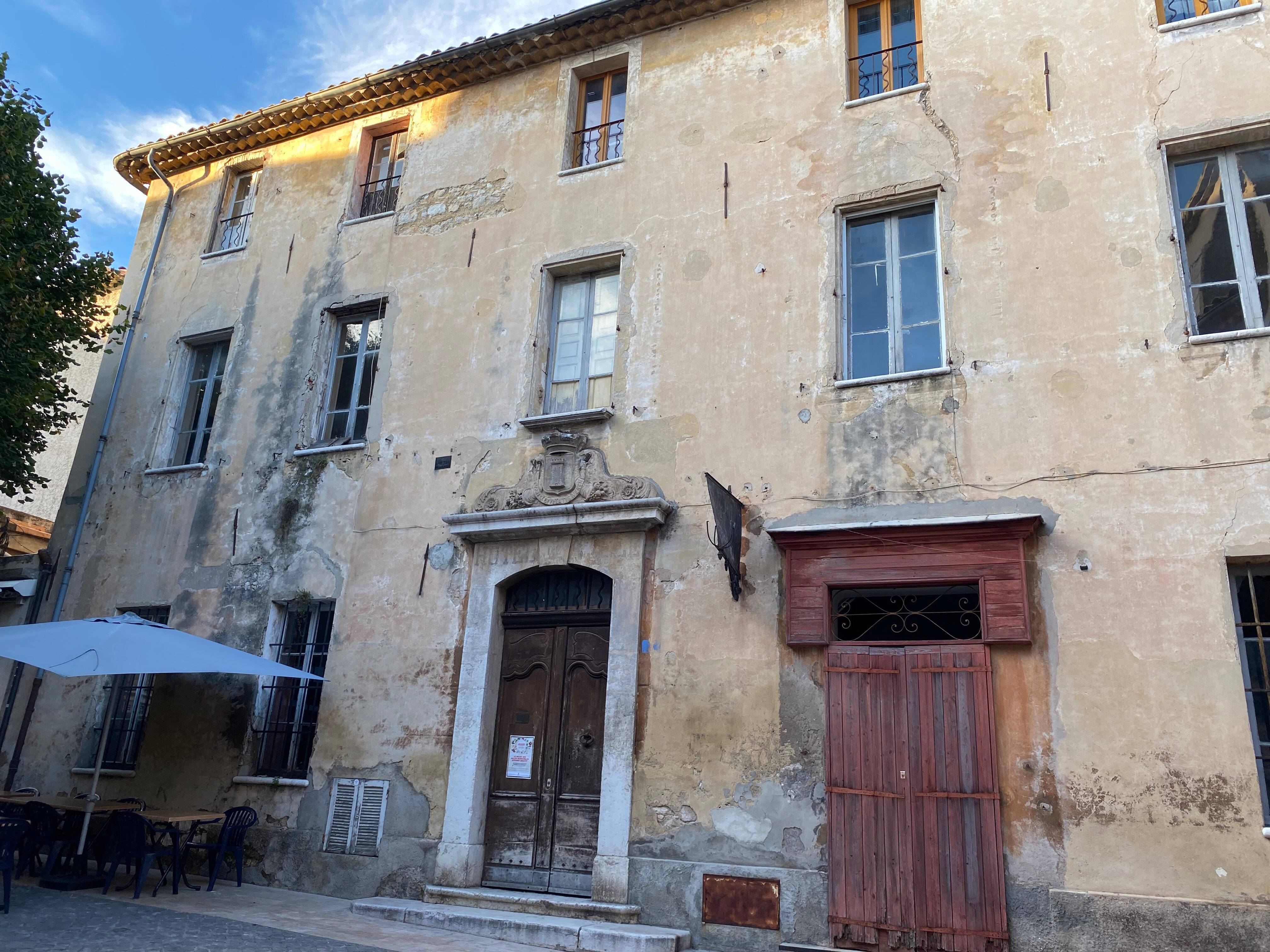 "Il y aura une école de cuisine au premier étage": le projet des halles gourmandes, à Vence, se précise