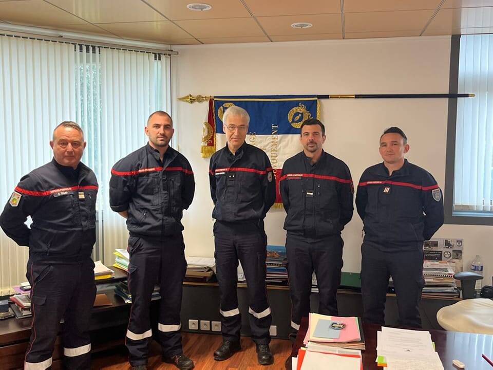 Trois pompiers azuréens salués pour avoir sauvé un joueur de rugby victime d'un arrêt cardiaque