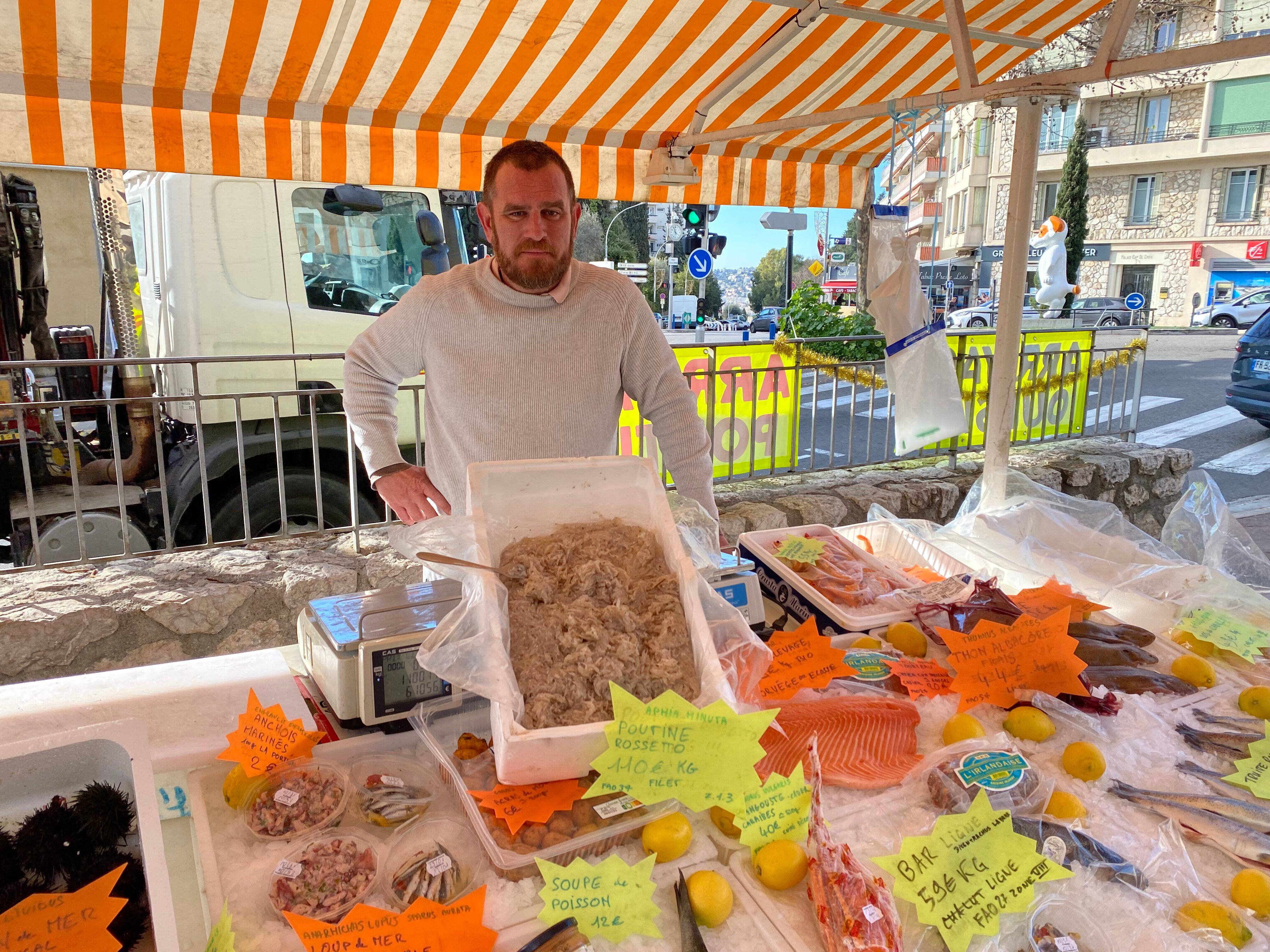 Elle est interdite à la pêche et pourtant... D'où vient la poutine que l'on trouve sur certains marchés de la Côte d'Azur?