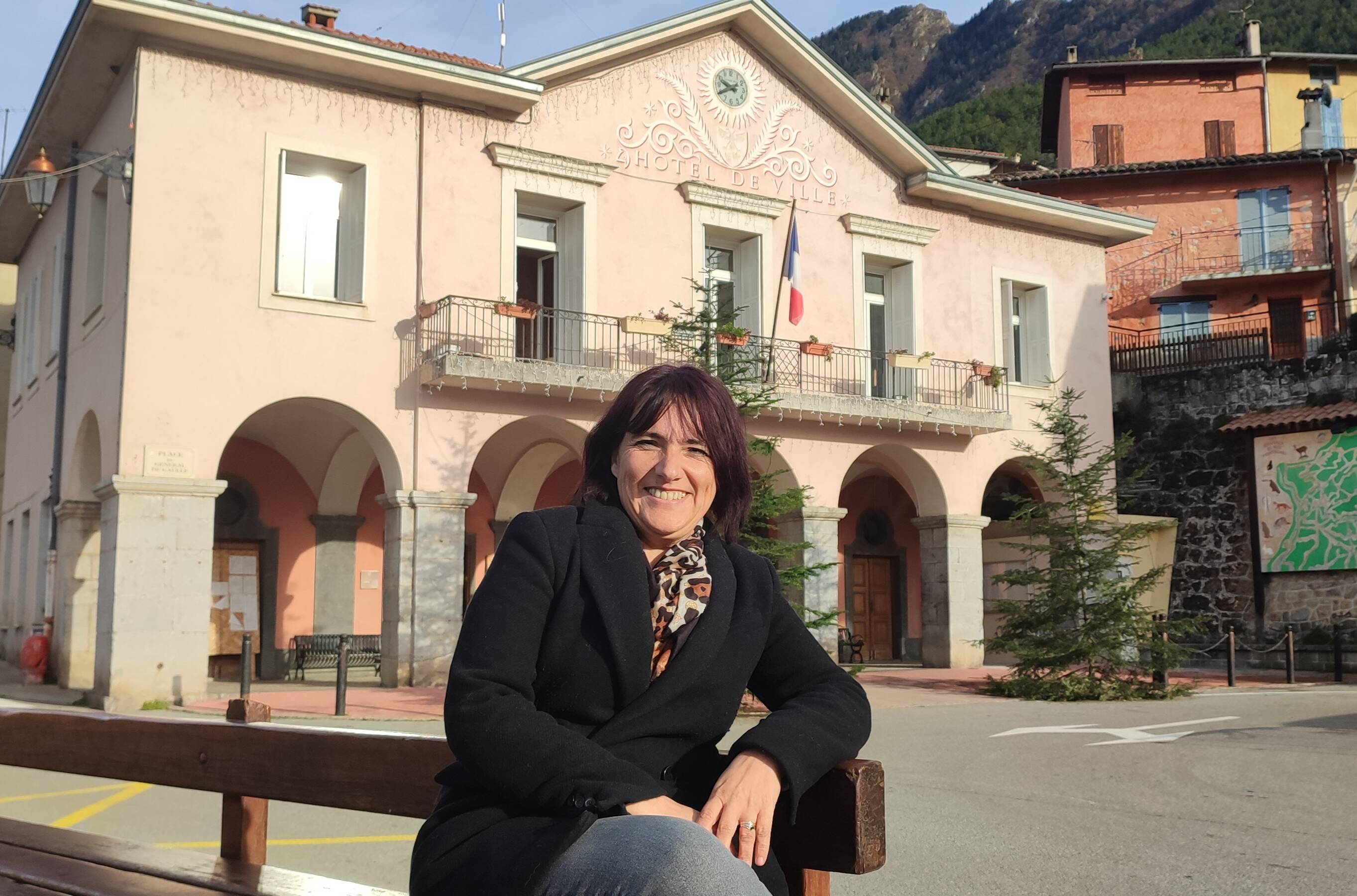 "Le rallye de Monte-Carlo est notre patrimoine"... La maire de La Bollène-Vésubie mise sur le sport automobile pour dynamiser le village