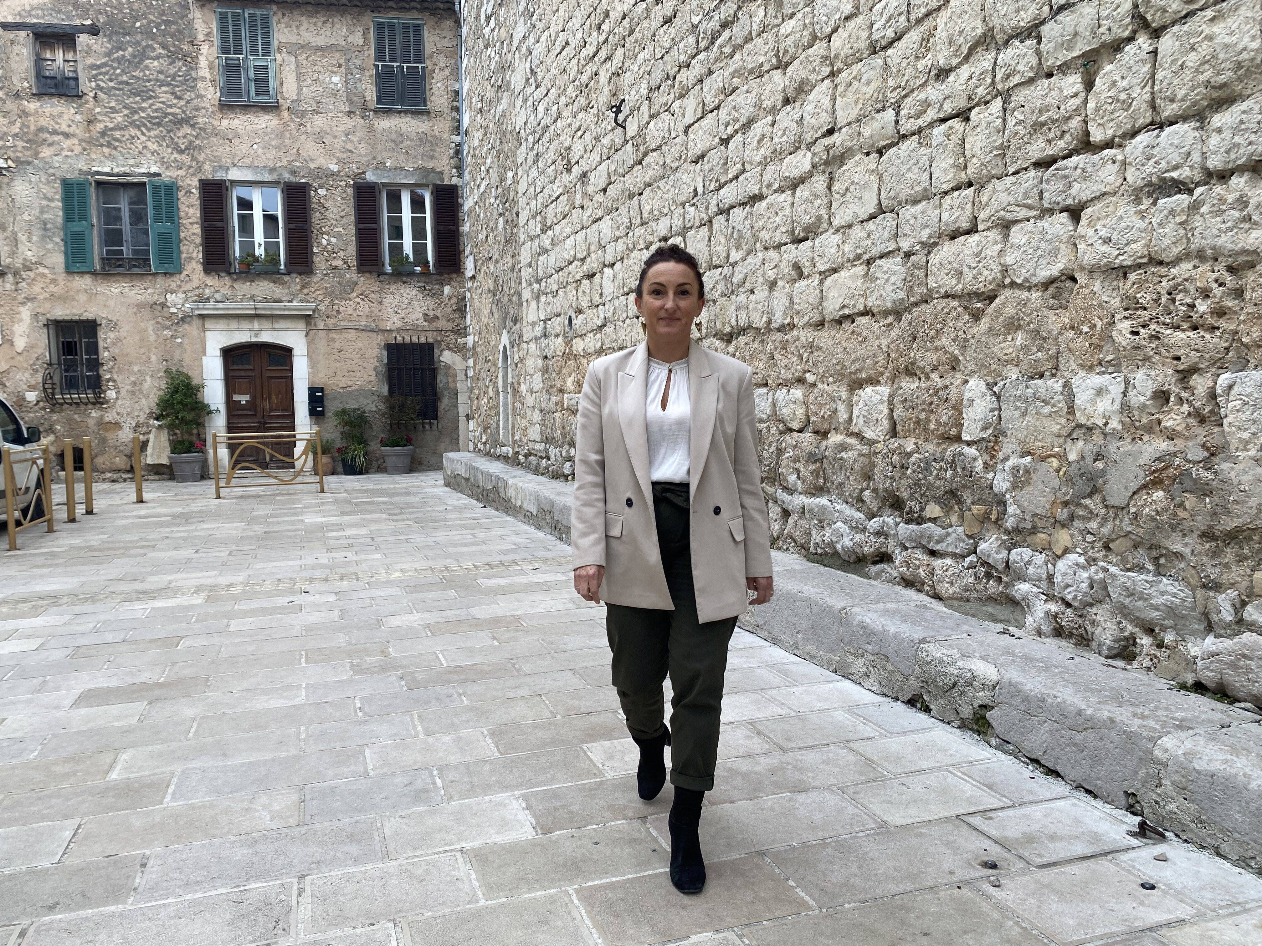 Démocratie participative, stationnement au village, son rapport avec les élus, ses priorités... La maire de Saint-Jeannet se confie