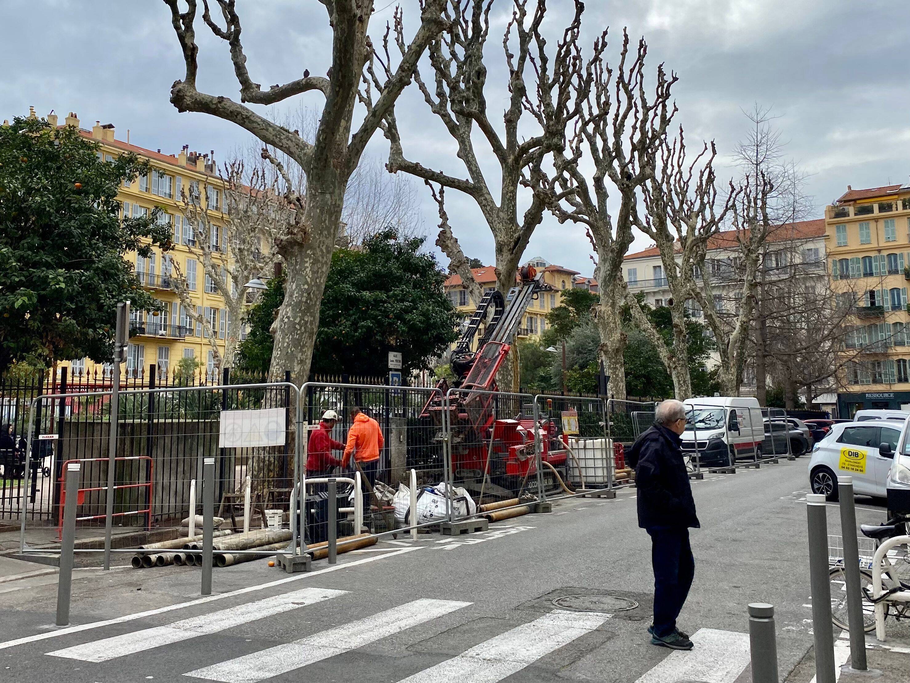 "Il ne faudrait pas que les bâtiments soient fragilisés": les travaux place Wilson à Nice font peur aux riverains