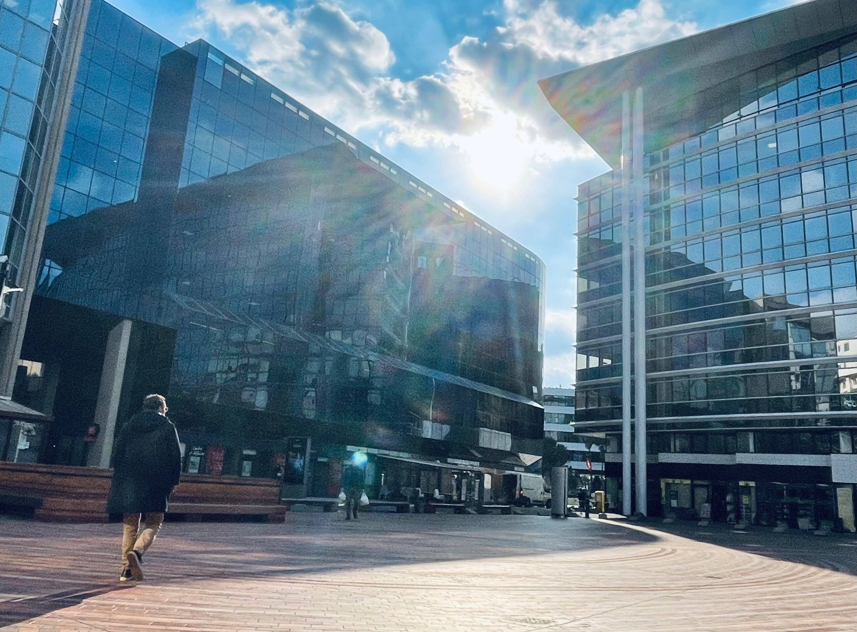 "En faire plus", "éviter le pire": face aux demandes pressantes du président ukrainien, les Azuréens se montrent partagés