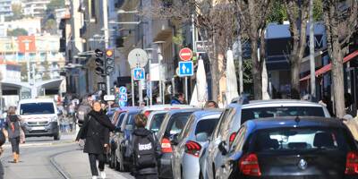 Face au stationnement anarchique sur une zone piétonne à Nice, la Ville hausse le ton