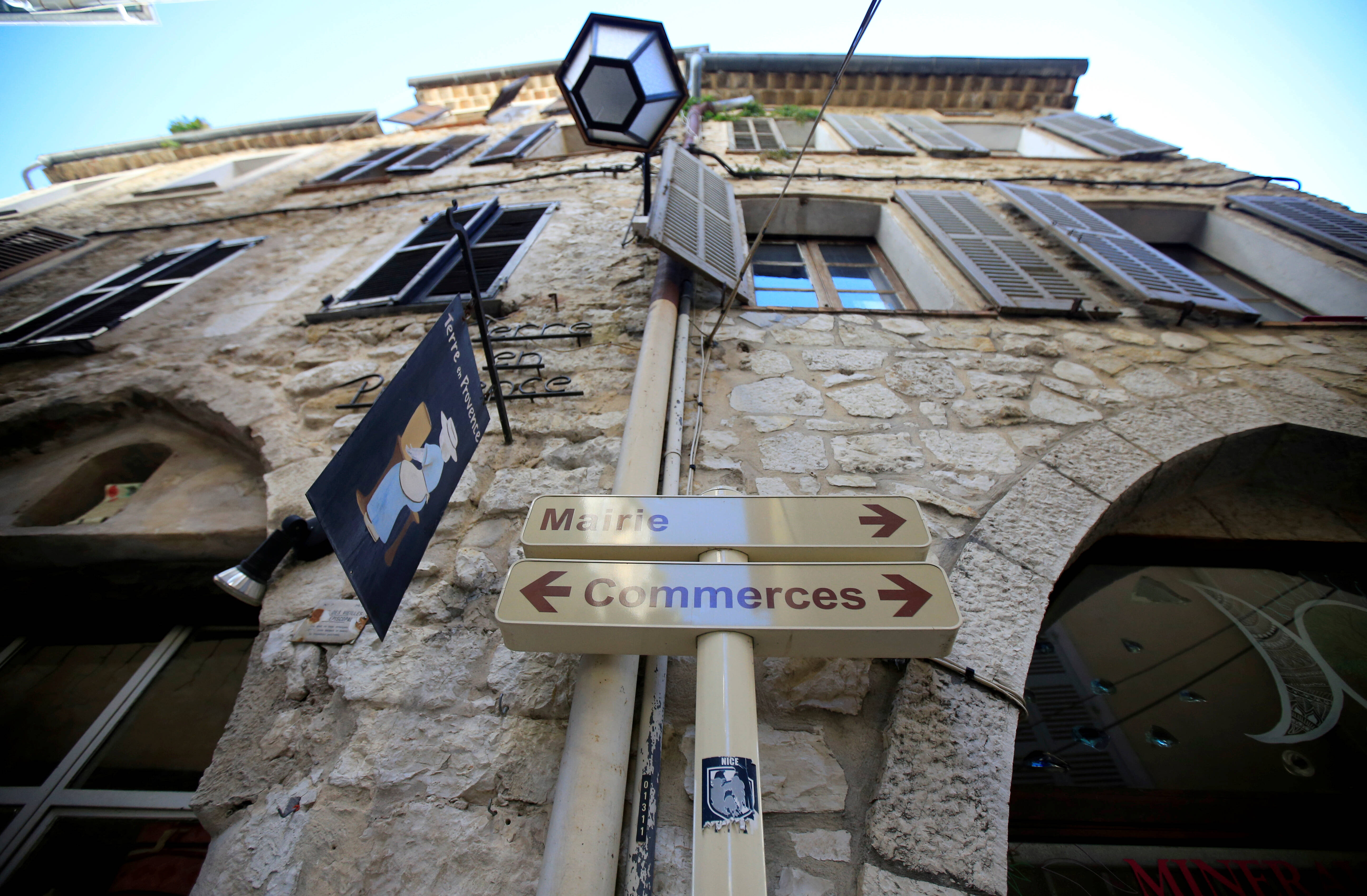 "On sent un ralentissement": le commerce de proximité est-il en difficulté à Vence?