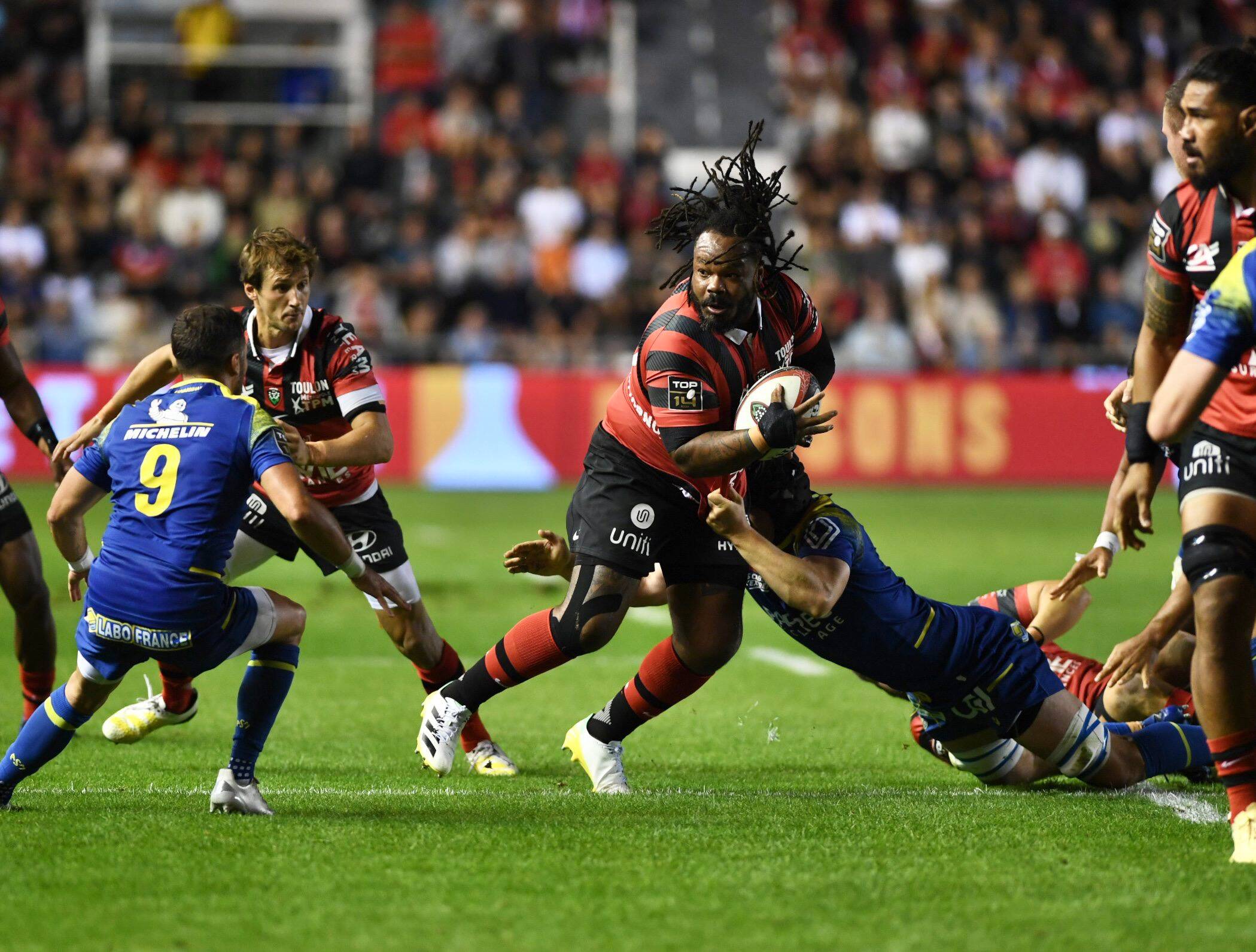 De retour avec le RCT face à Clermont, l'insubmersible Mathieu Bastareaud se confie sur son évolution