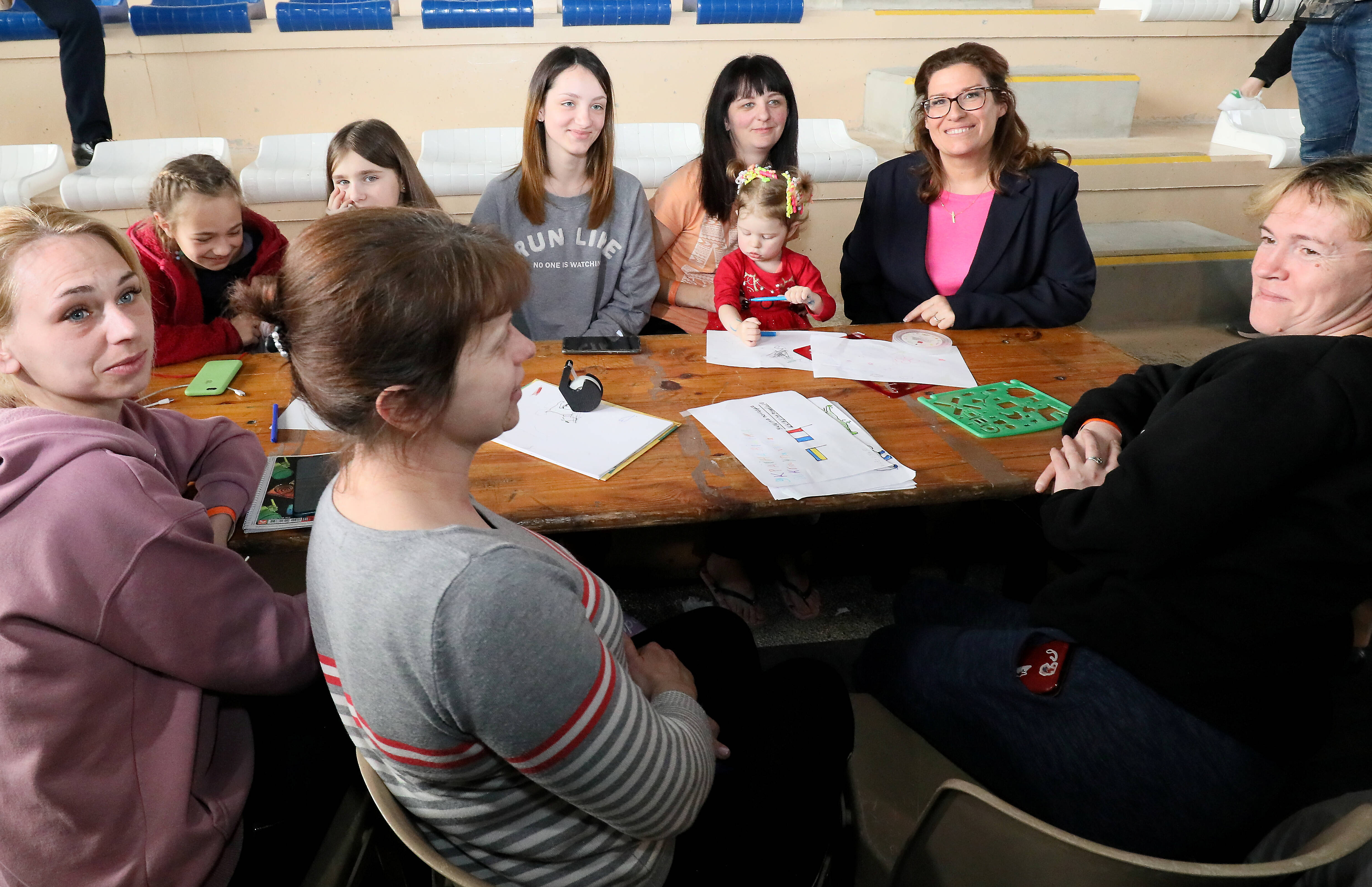 "Ils ont fui l'horreur..." Sonia Backès, ministre de la Citoyenneté en visite dans le centre d'accueil des réfugiés ukrainiens à Nice